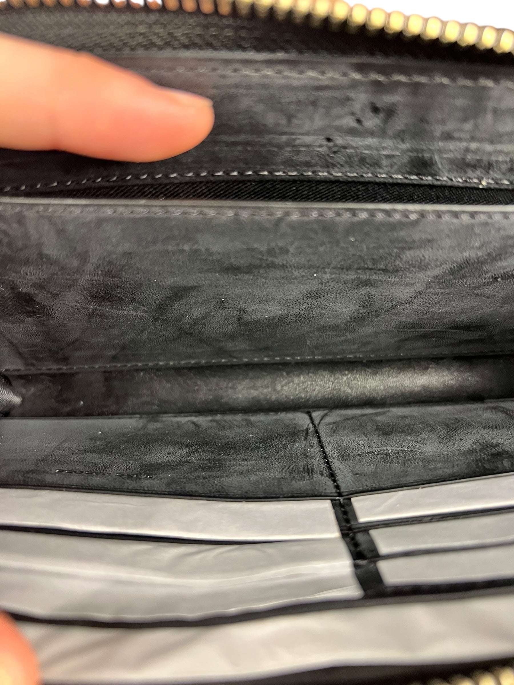 Marc Jacobs Logo Long Wallet