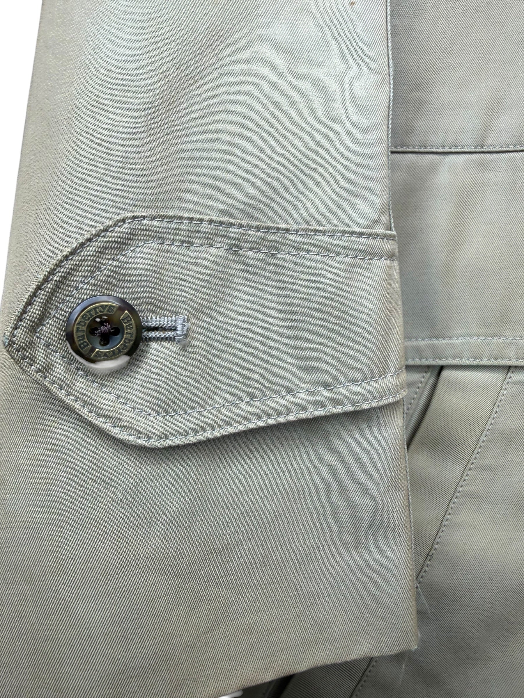 Burberry Vintage Beige Trench Coat w/ Removable Lining