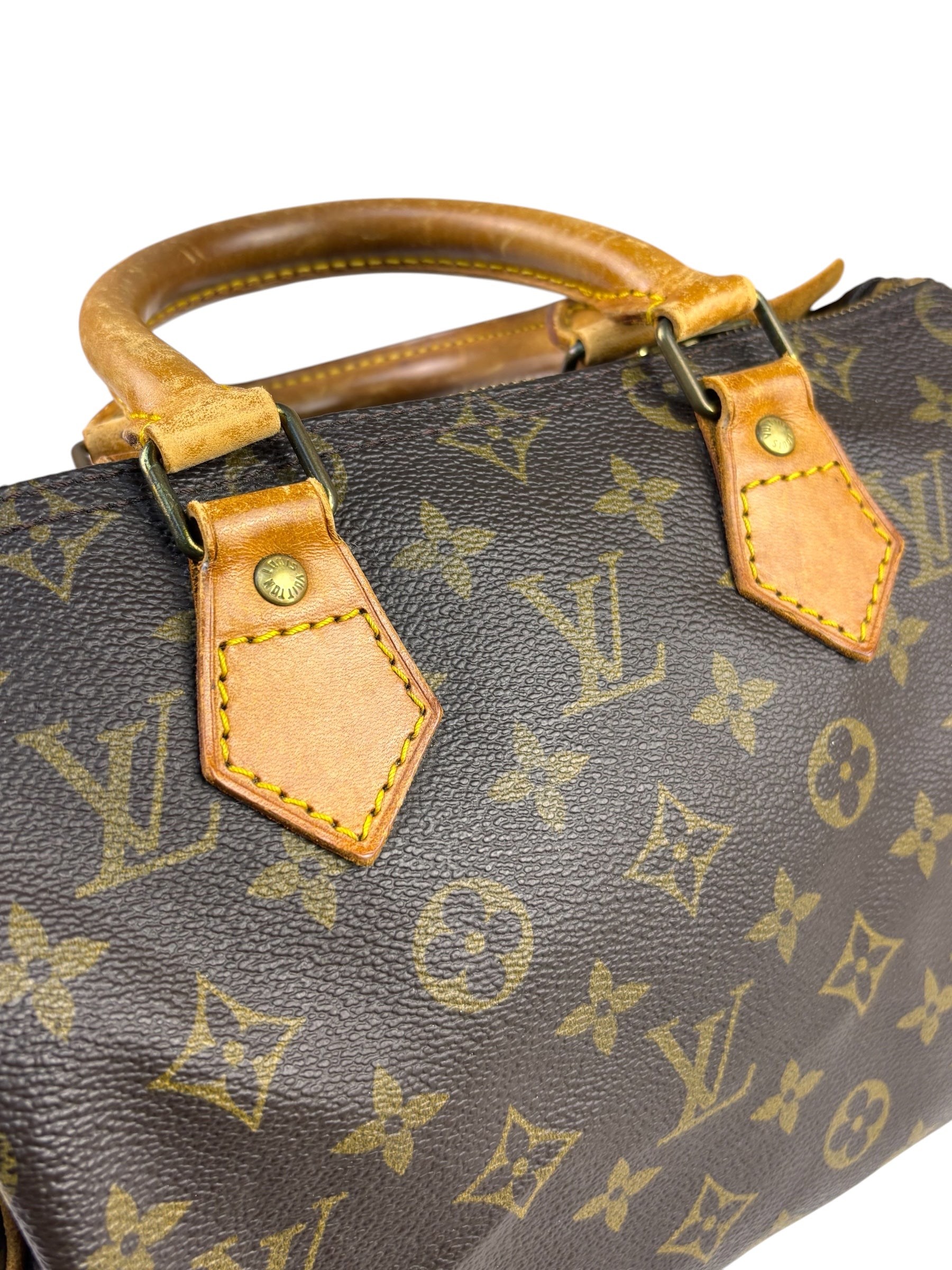 Louis Vuitton Monogram Speedy 25