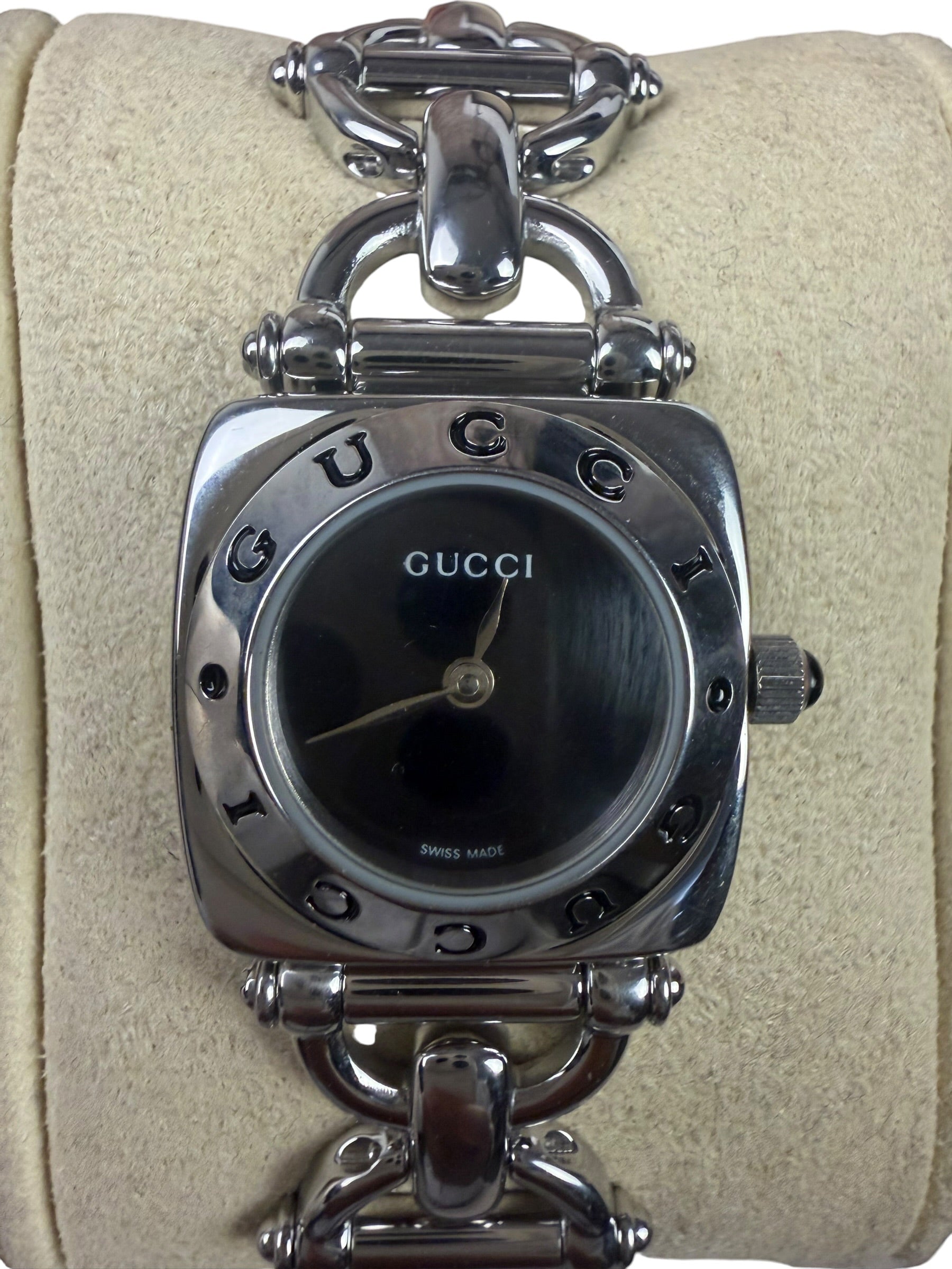 Gucci 6100L Black Dial Horse Bit Link Watch