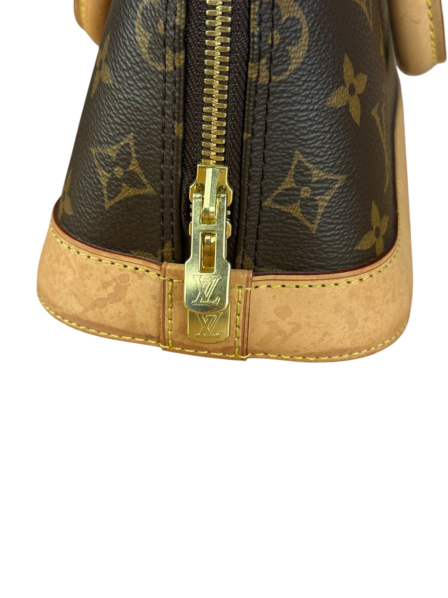 Louis Vuitton Monogram Alma BB Handbag