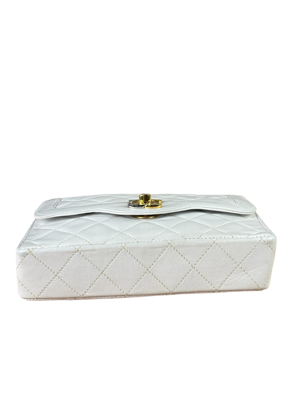 Chanel Vintage White Quilted Leather Flap Bag 1986