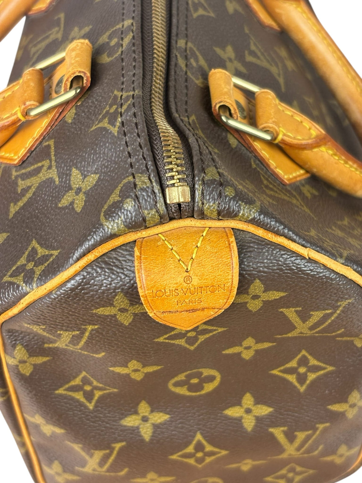 Louis Vuitton Monogram Speedy 25