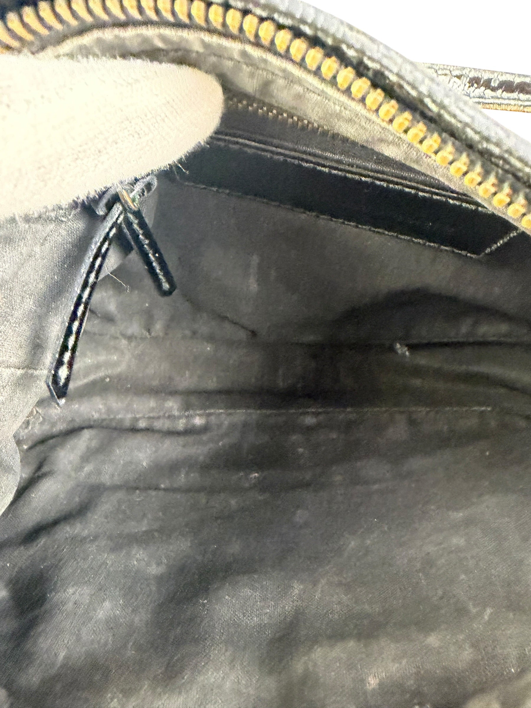 Balenciaga Black Leather Classic City Shoulder Bag