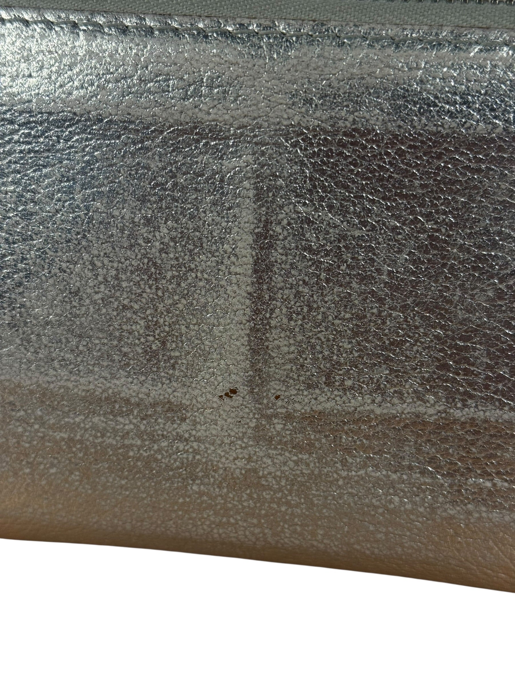 Louis Vuitton Vintage Suhali Silver Leather Zippy Wallet