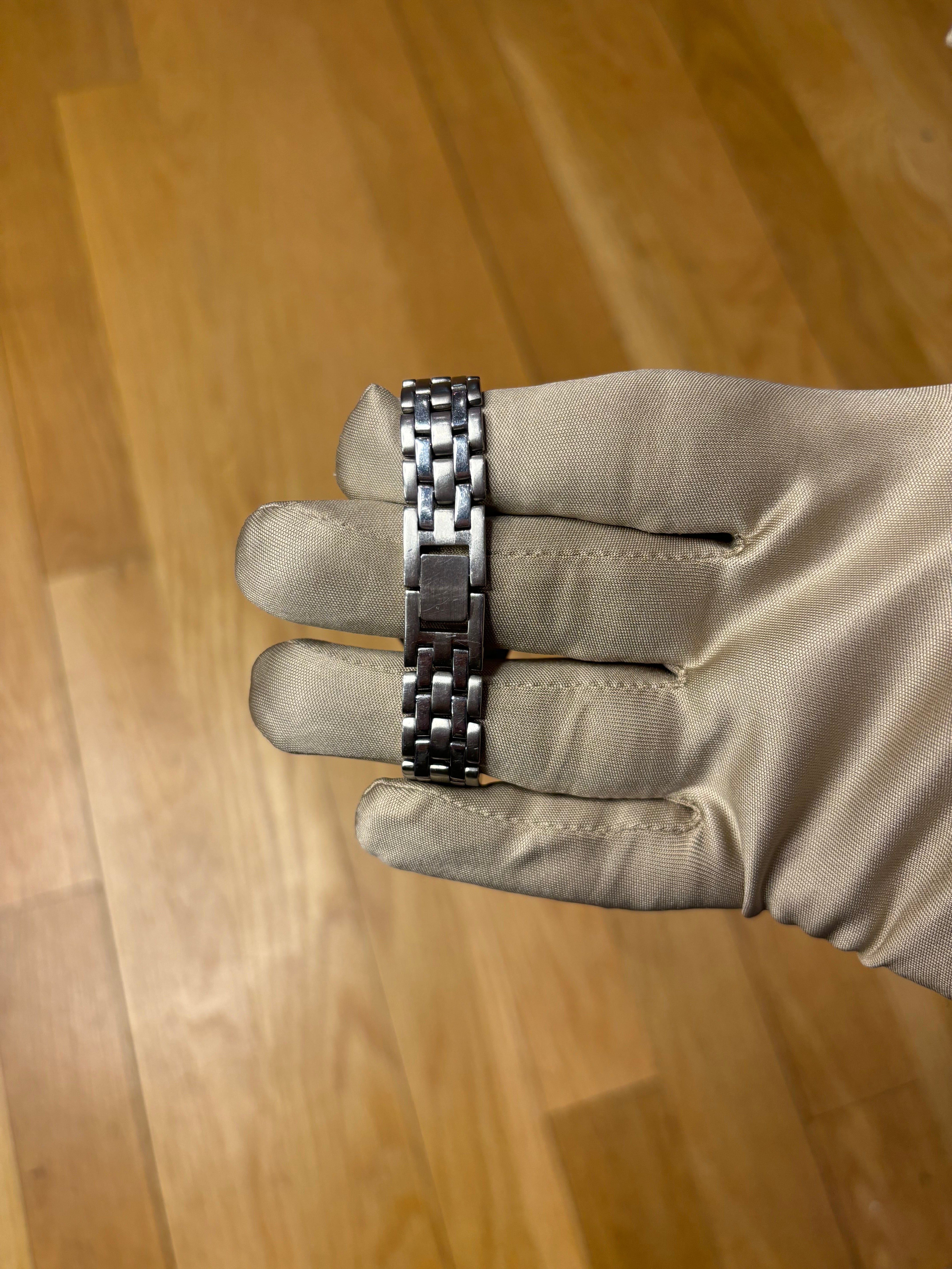 Eddie Bauer Silver Circle Dial Stainless Silver Band