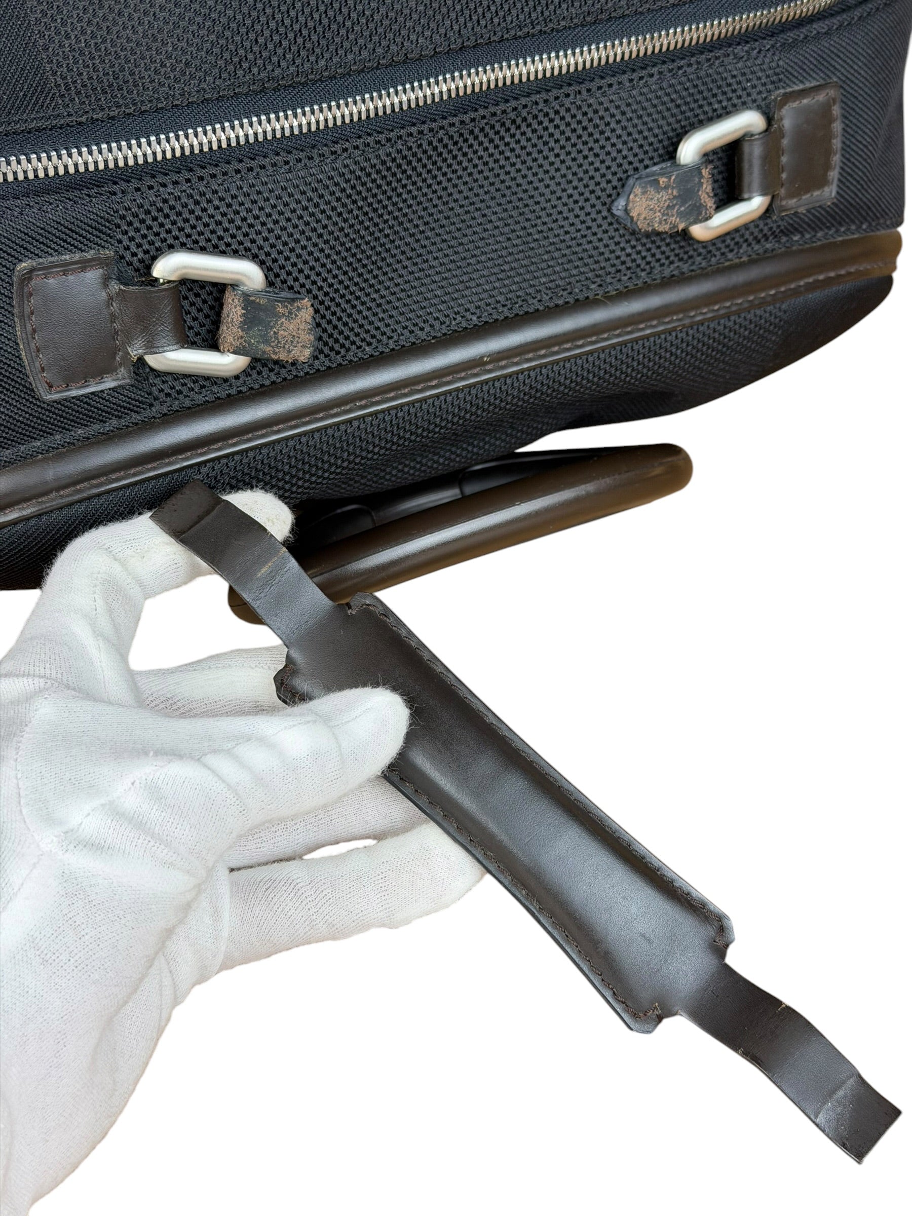 Louis Vuitton Geant Conquerant Rolling Suitcase 55