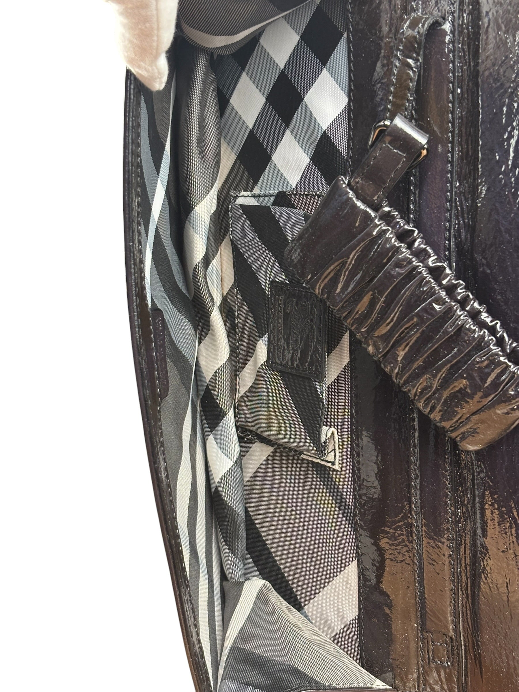 Burberry Vintage Brown Leather Ribbed patent Continental Clutch Wallet