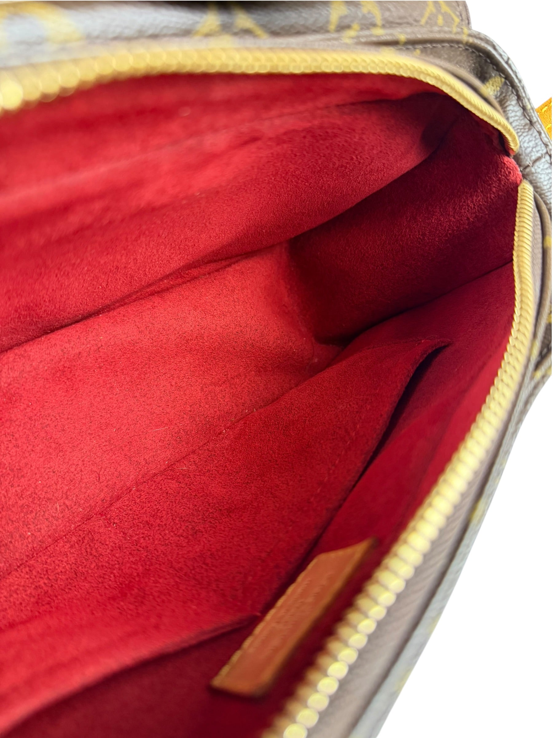 Louis Vuitton Monogram Viva-Cite Shoulder Bag MM
