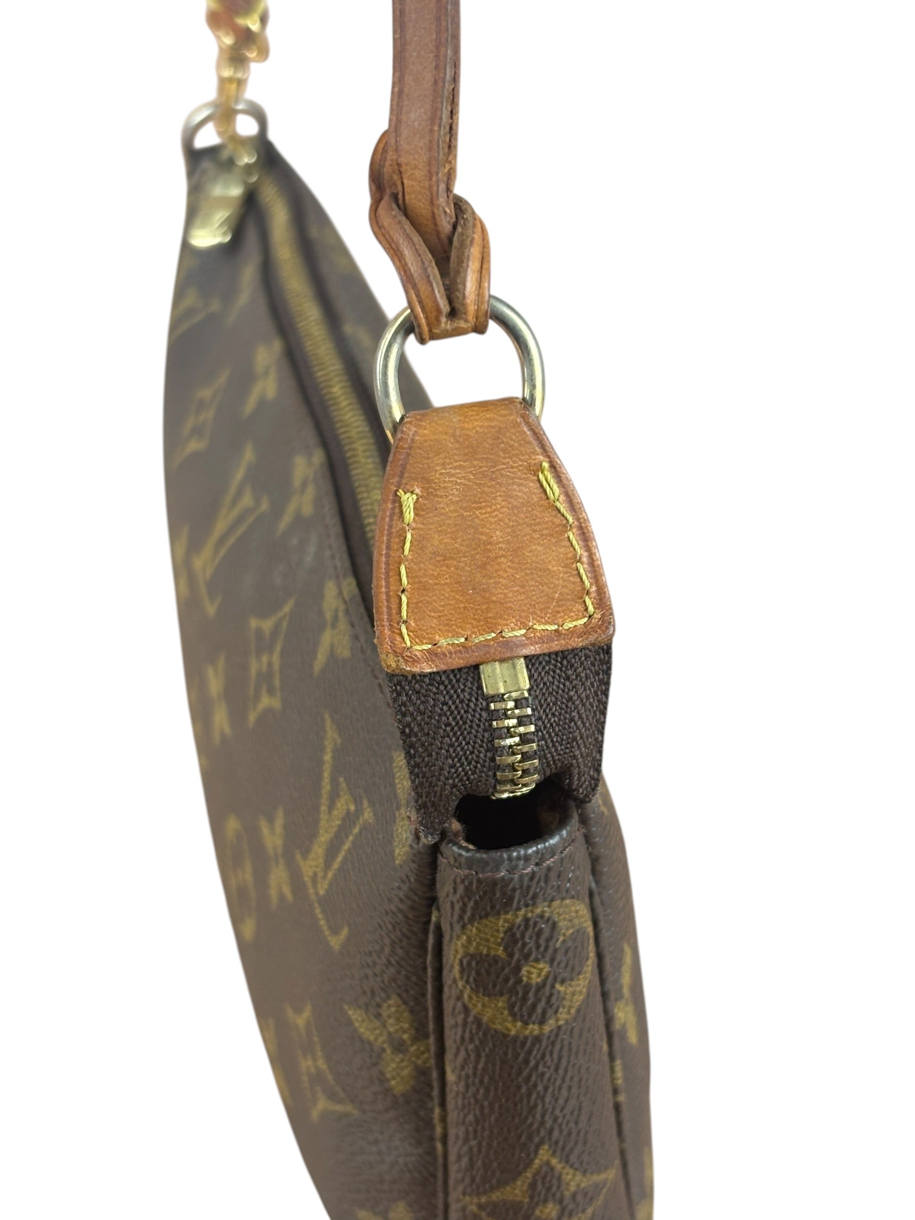 Louis Vuitton Monogram Pochette