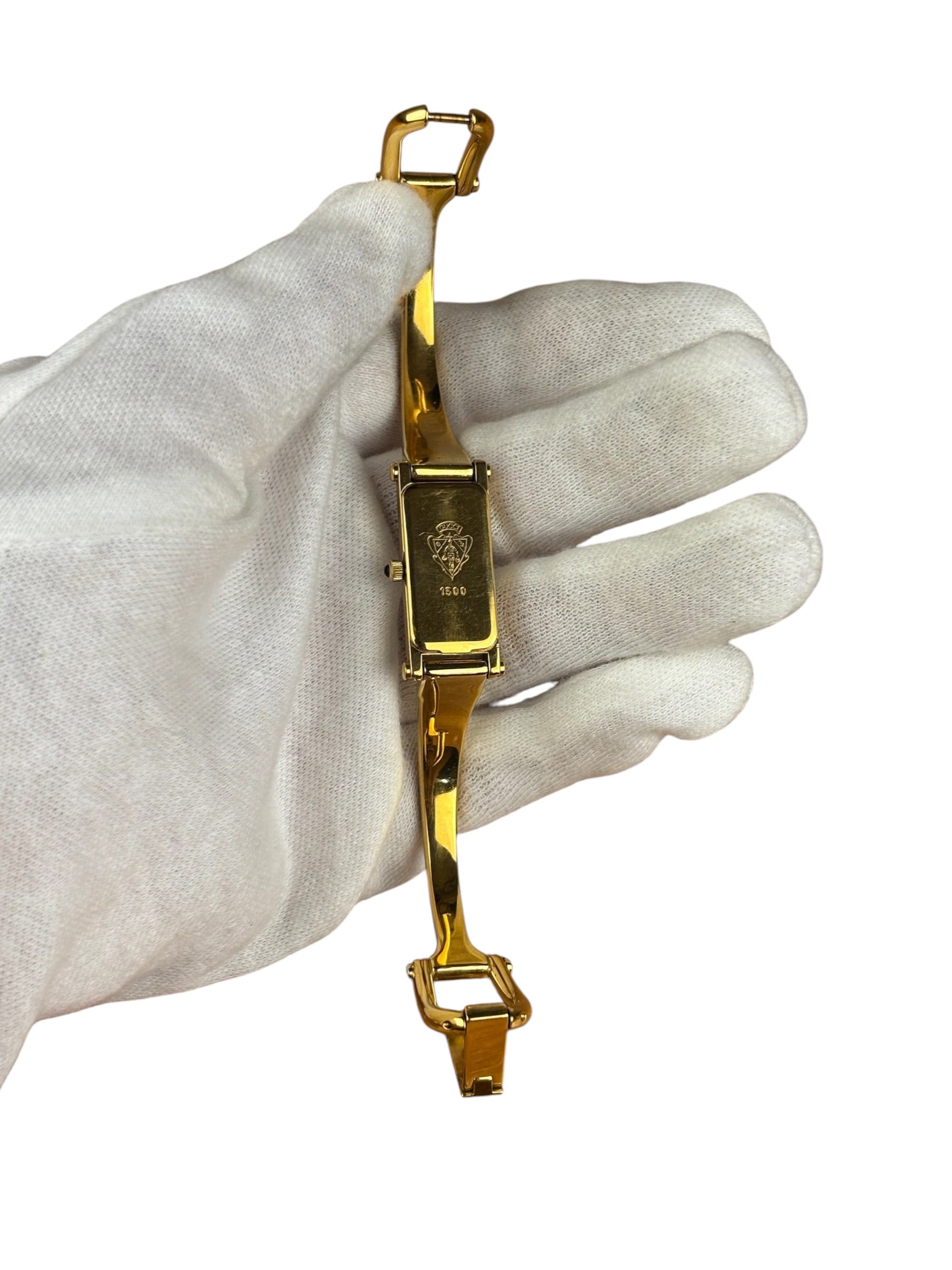 Gucci Vintage Gold 1500L Bangle Watch