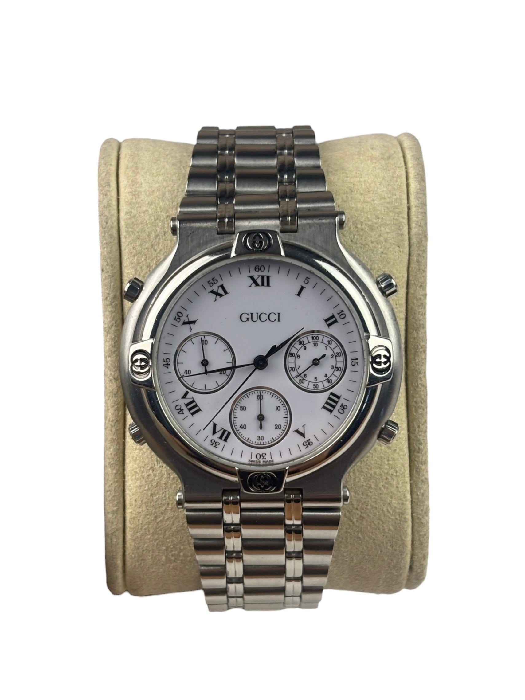 Gucci 9300 White Dial Chronograph