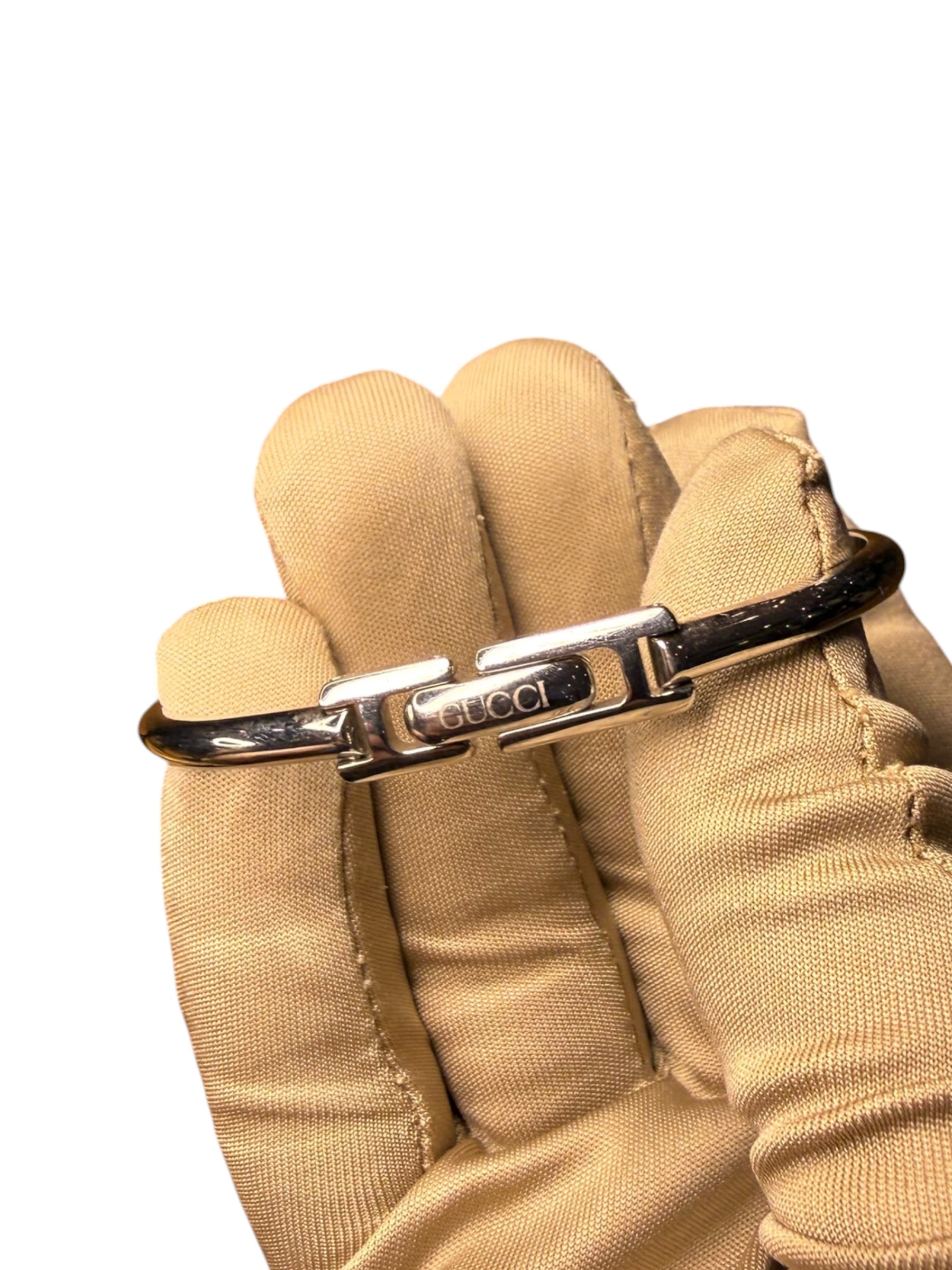 Gucci 1900L Black Square Dial Bangle