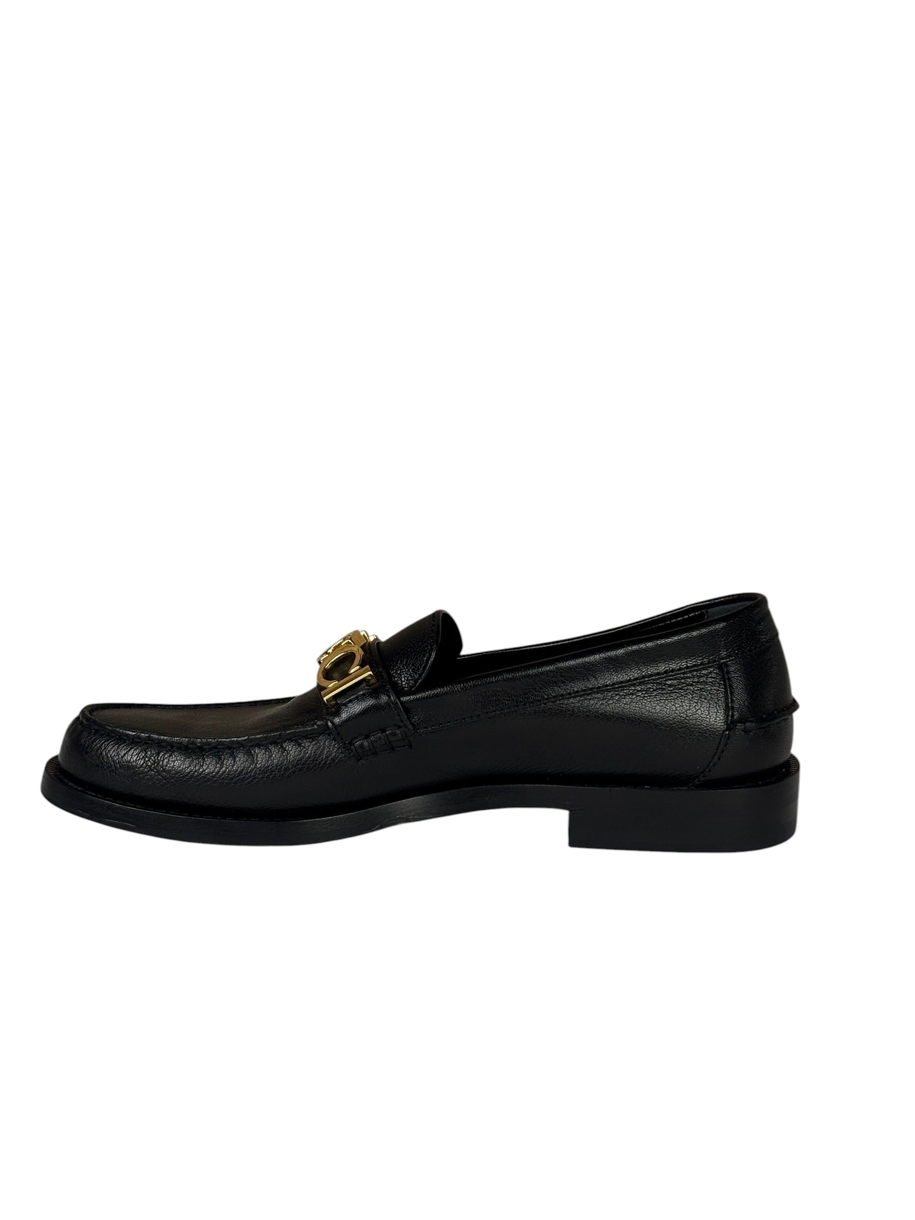 Gucci Black Leather Plaque Loafers