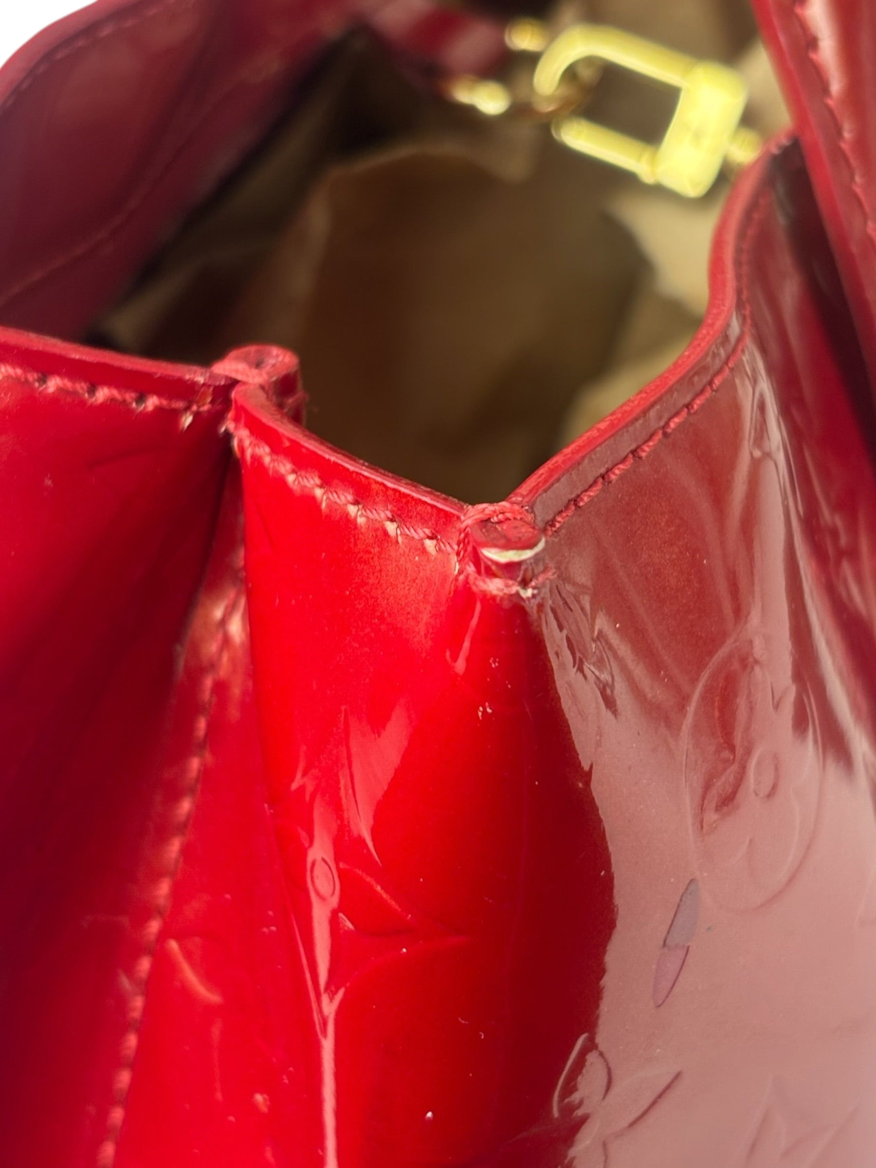 Louis Vuitton Monogram Red Vernis Wilshire PM