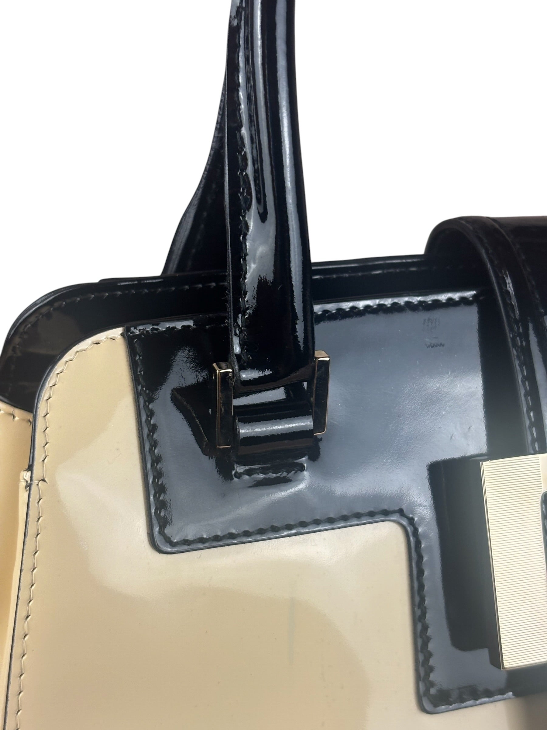 Gucci Cream/Beige Patent Leather Square Hand Bag