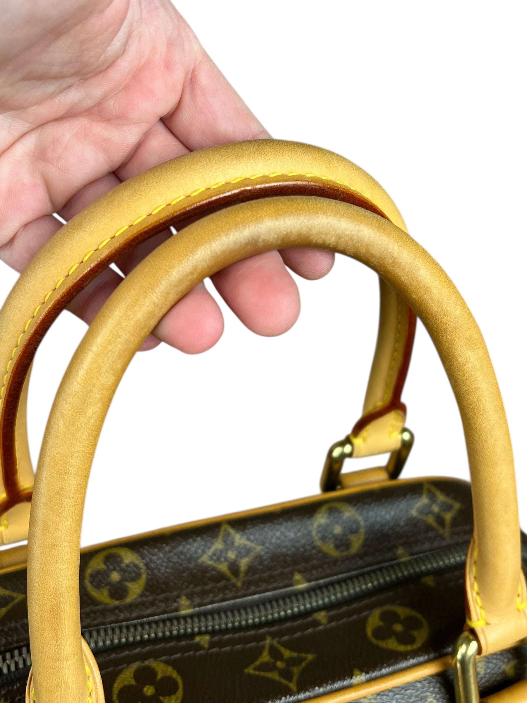 Louis Vuitton Monogram Manhatten Handbag PM