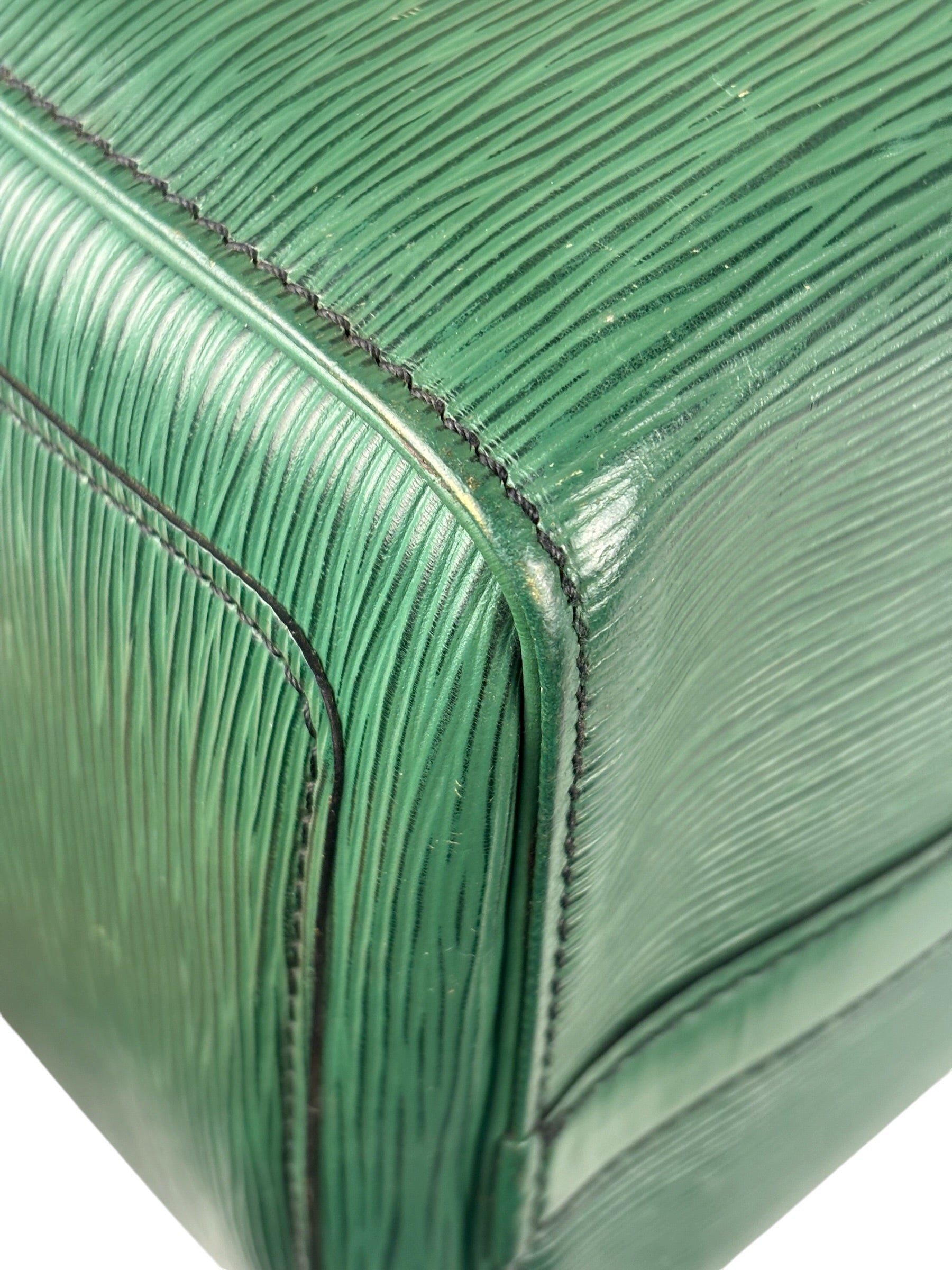 Louis Vuitton Vintage Green Epi Speedy 35