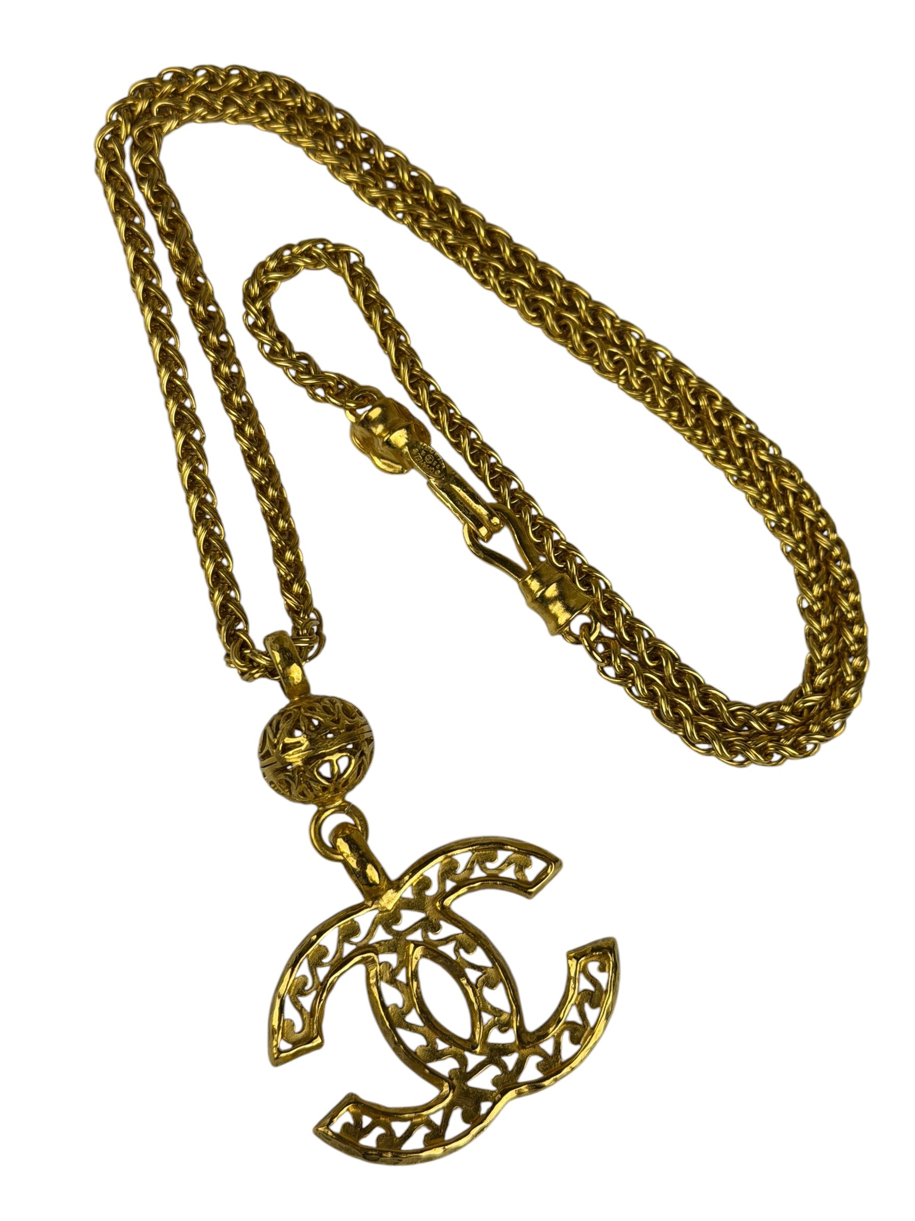 Chanel Vintage CC Logo Filigree Ball Pendant -1995