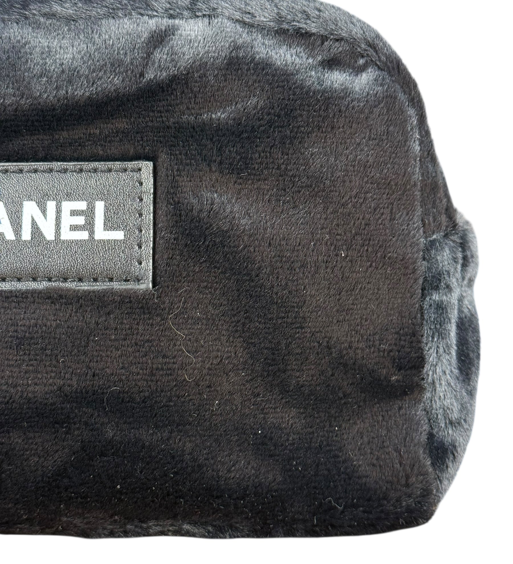 Chanel Beauty Soft Black Zip Cosmetic Pouch