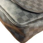 Louis Vuitton Damier Graphite Daniel Messenger Bag