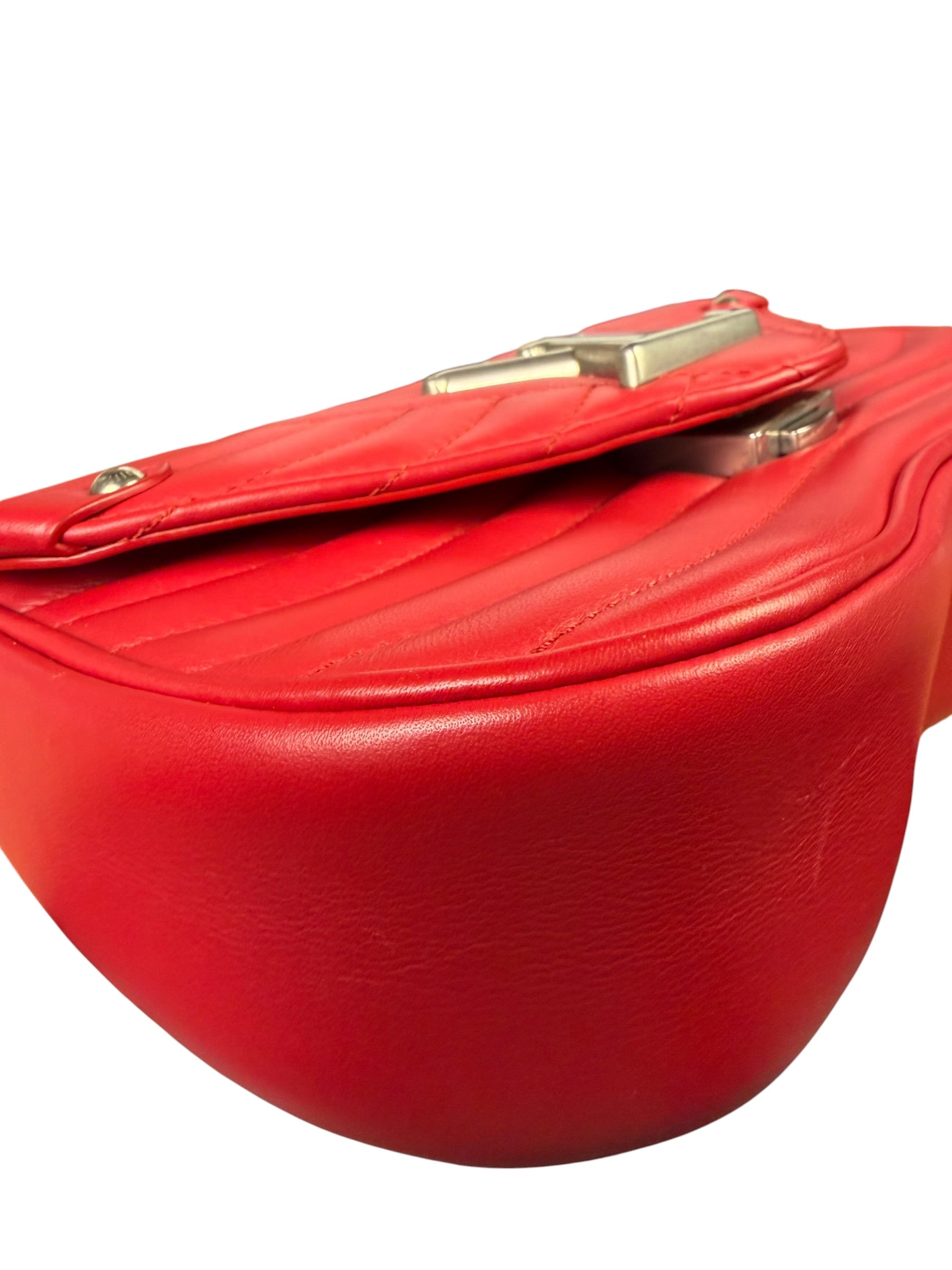 Louis Vuitton Red Leather New Wave Chain Flap Bag MM