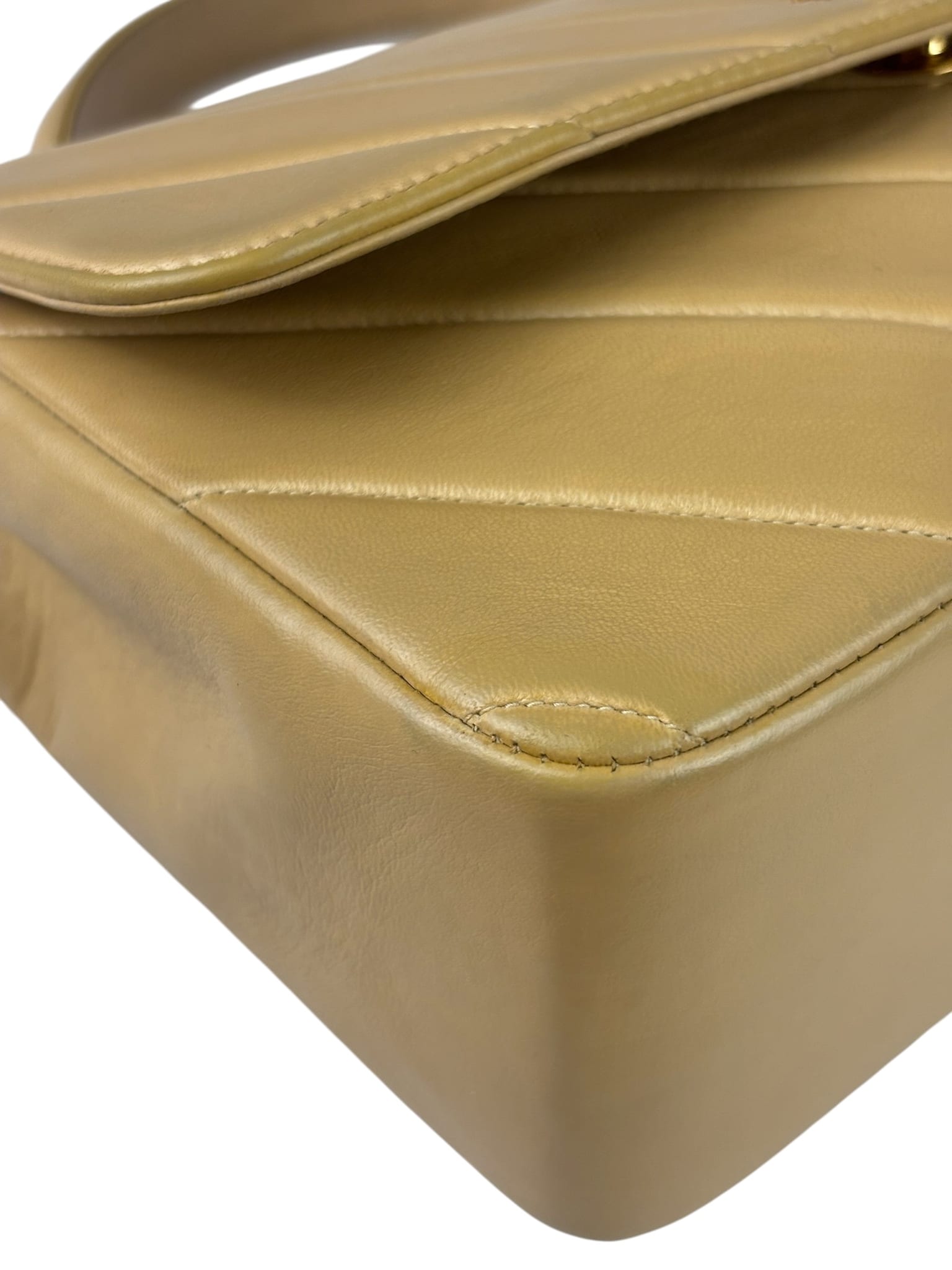 Chanel Vintage Beige Lambskin Chevron Coco Handle Flap Two-Way Bag 1991