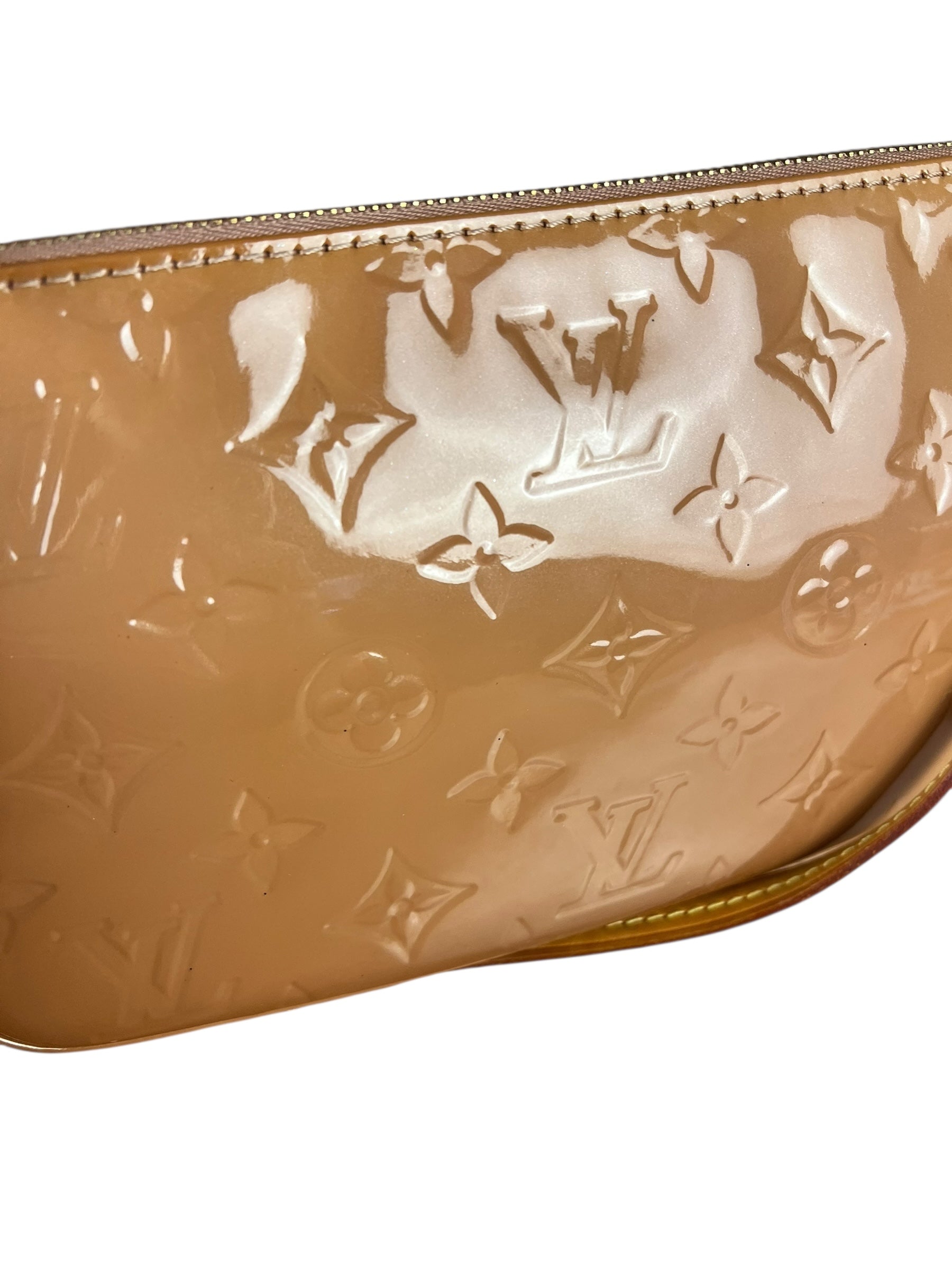 Louis Vuitton Monogram Vernis Pochette Beige