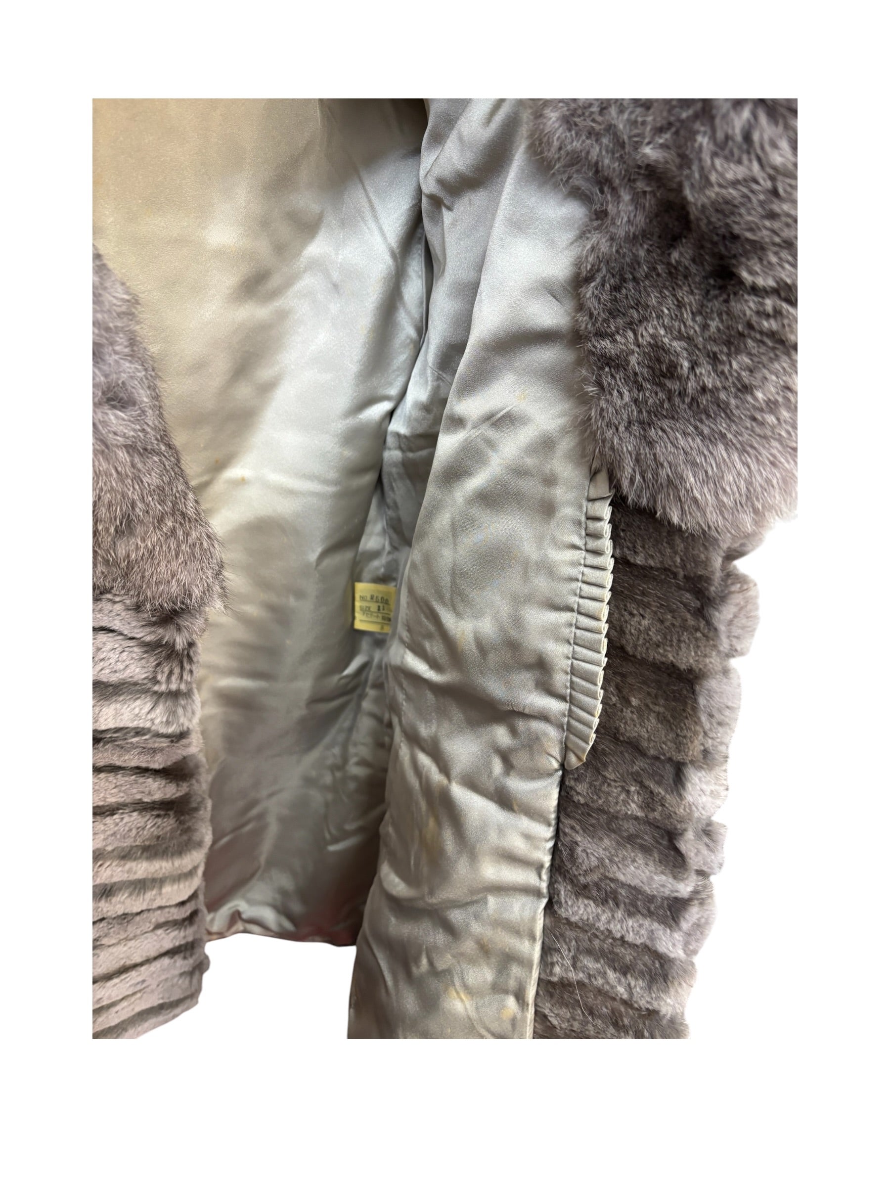 Gifu Mouhi Grey Rabbi Fur Coat