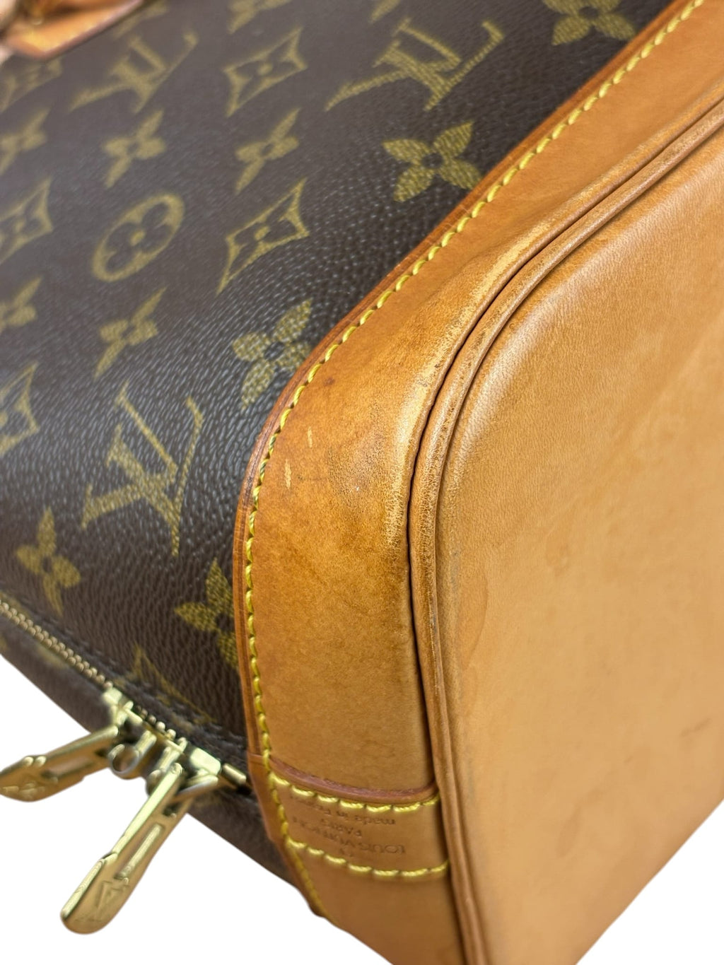 Louis Vuitton Monogram Alma Handbag MM