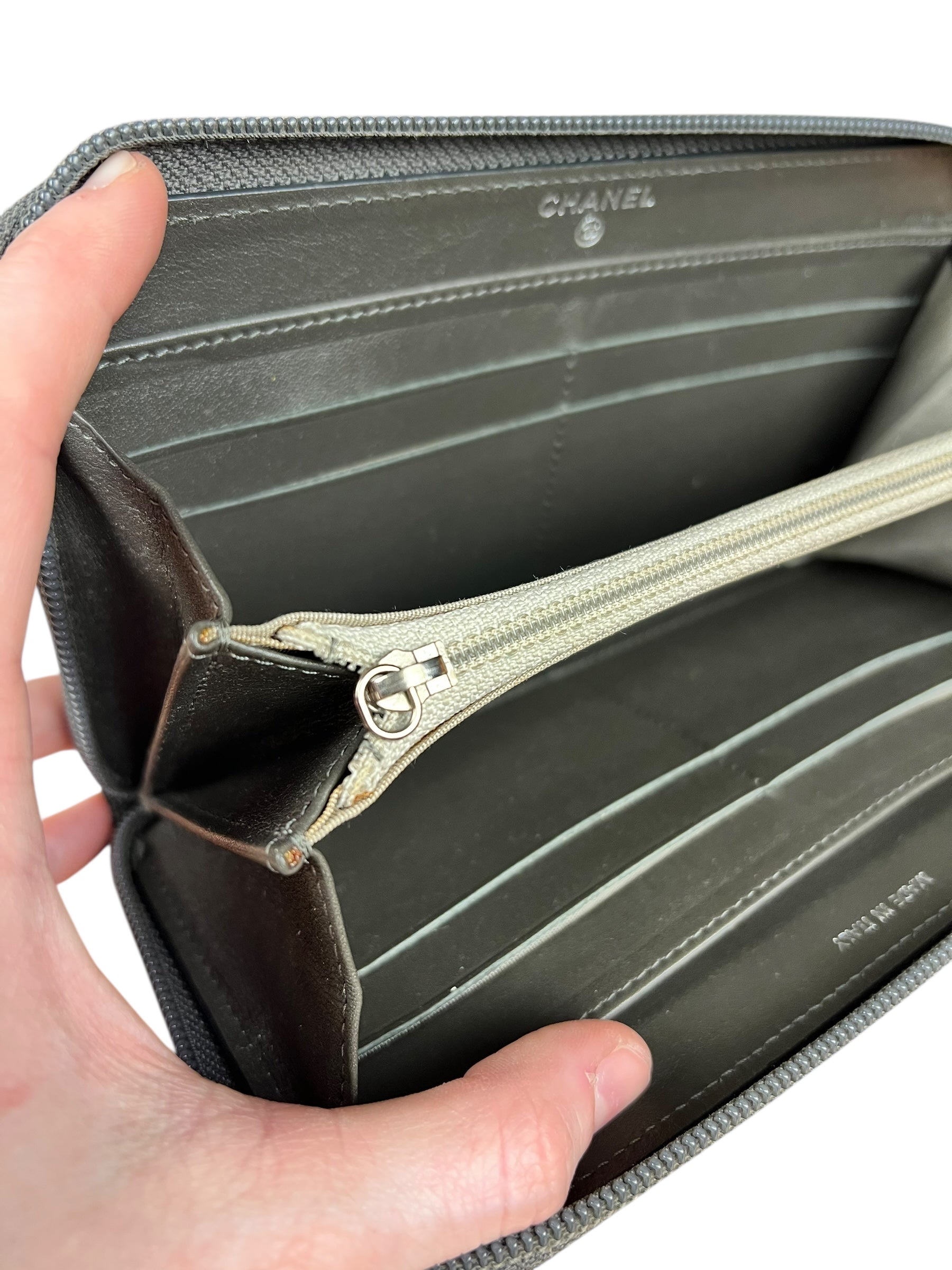 Chanel Caviar Leather Grey Zip Wallet