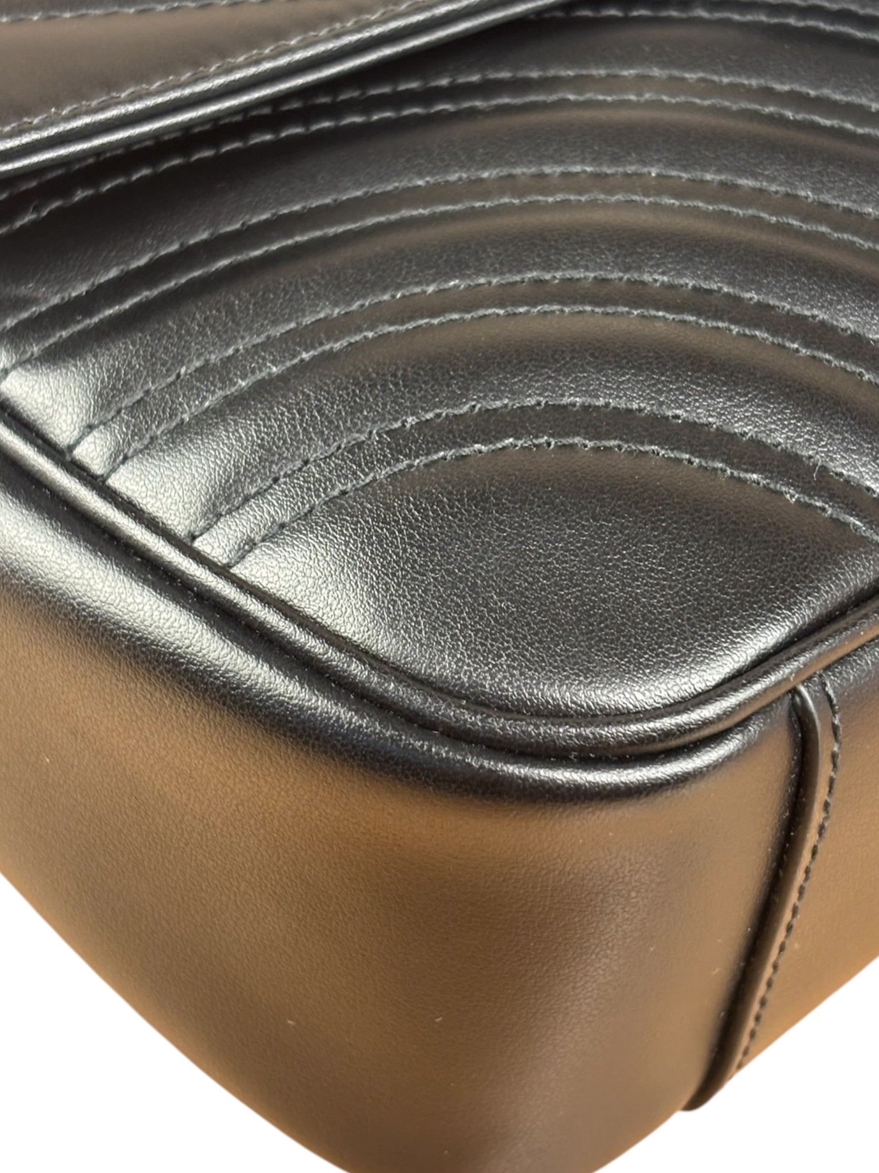 Gucci Black Leather GG Logo Marmont Noir Matelasse Shoulder Bag