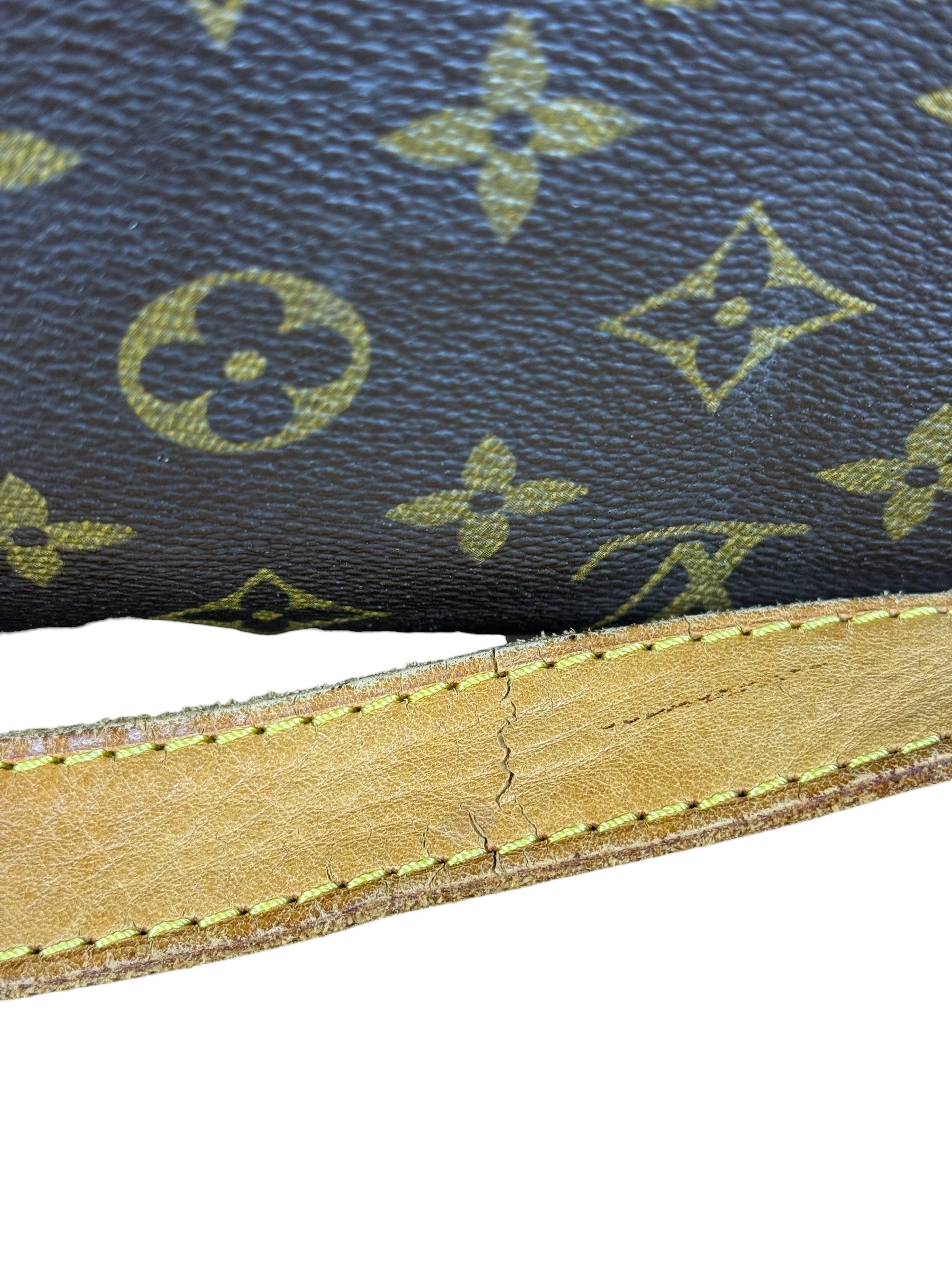 Louis Vuitton Monogram Bandouliere 60