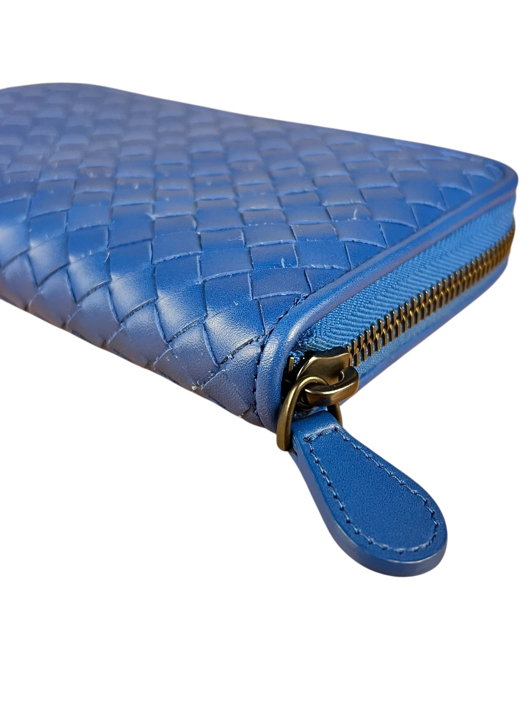 Bottega Veneta Intrecciato Long Wallet Blue
