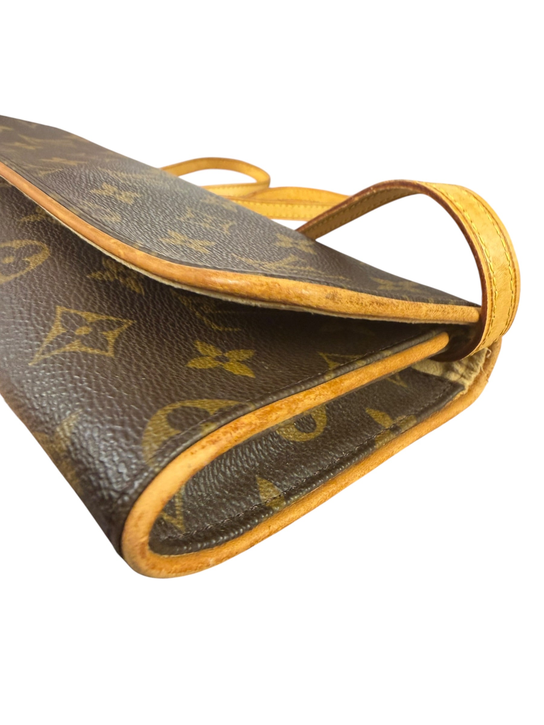 Louis Vuitton Monogram Twin Pochette GM
