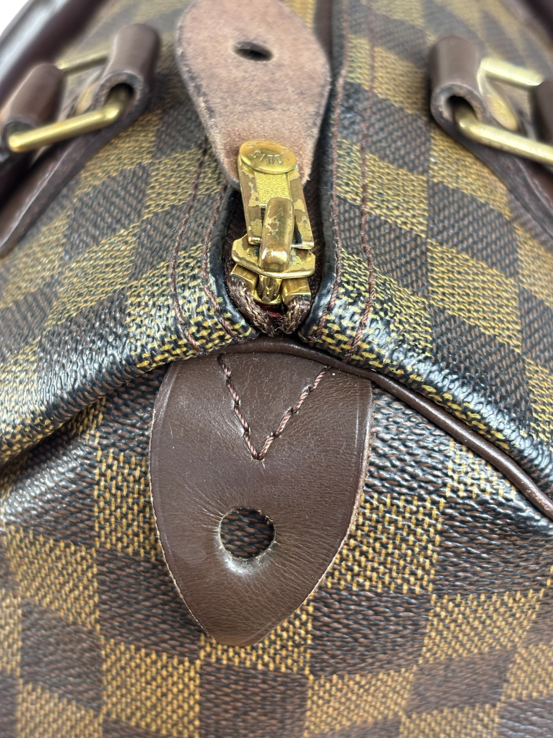 Louis Vuitton Damier Ebene Speedy 25