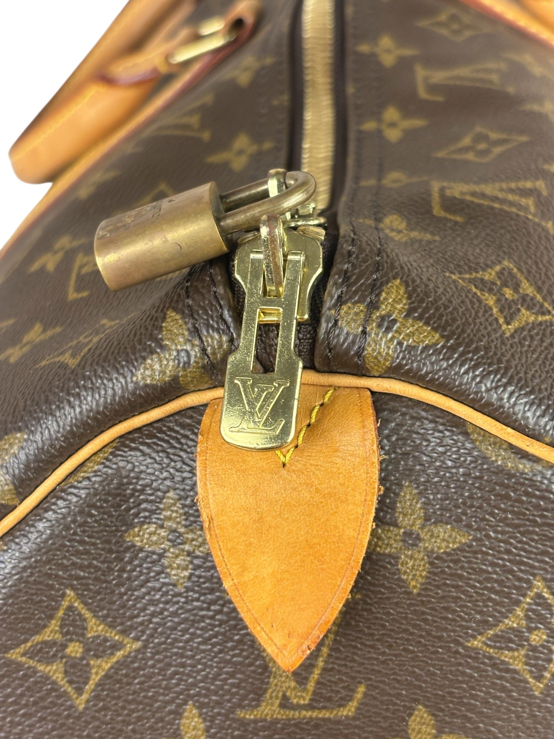 Louis Vuitton Monogram Keepall 60