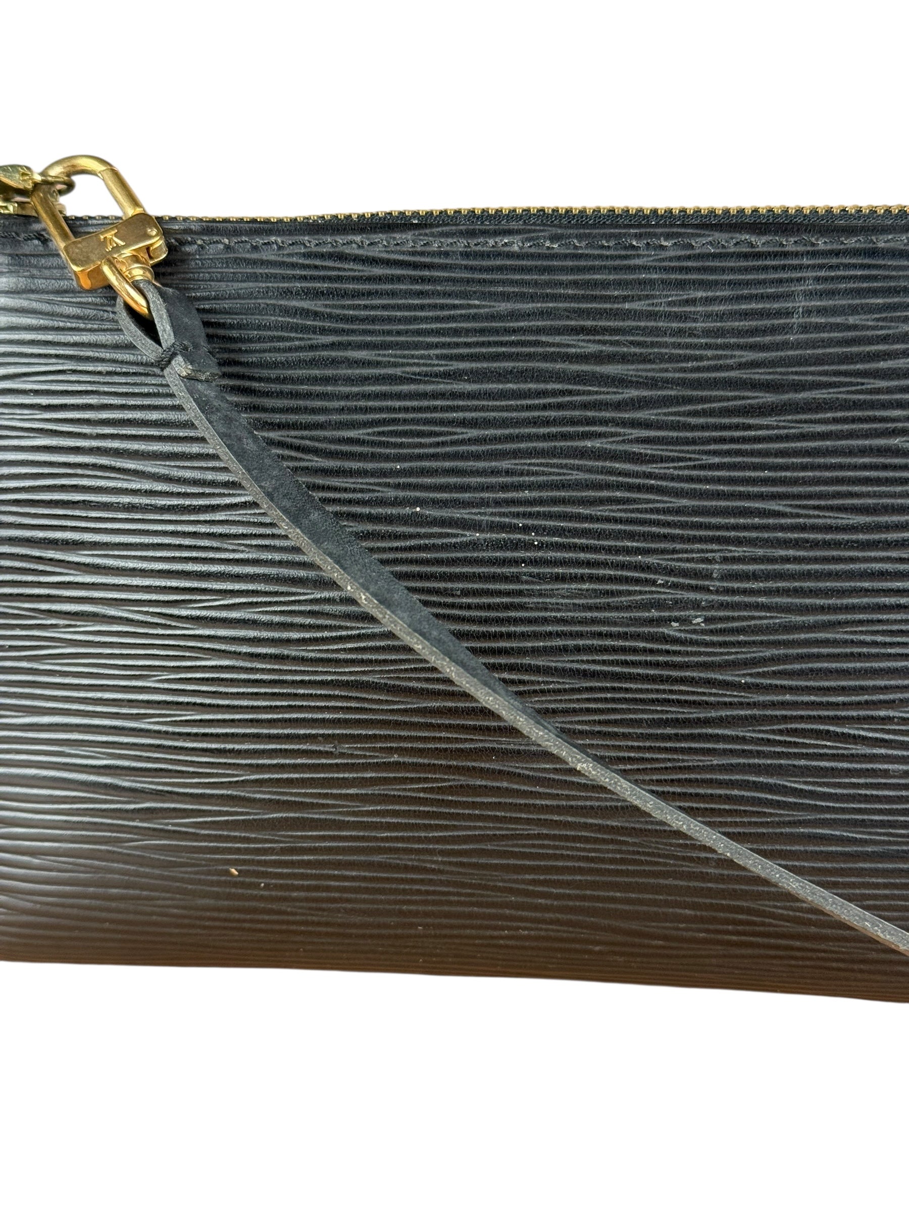 Louis Vuitton Epi Leather Pochette Black