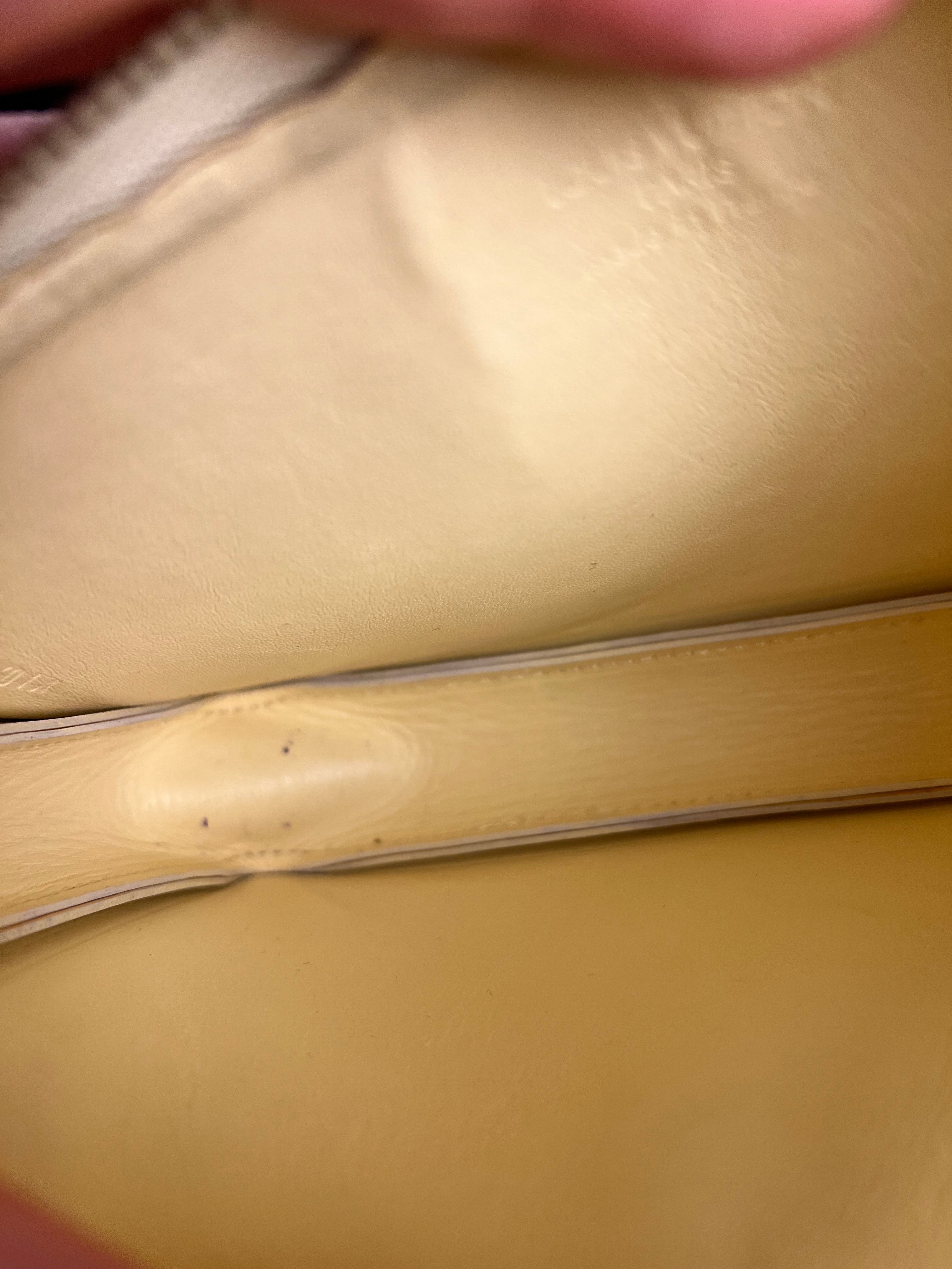 Louis Vuitton Yellow Monogram Vernis Lexington Pochette