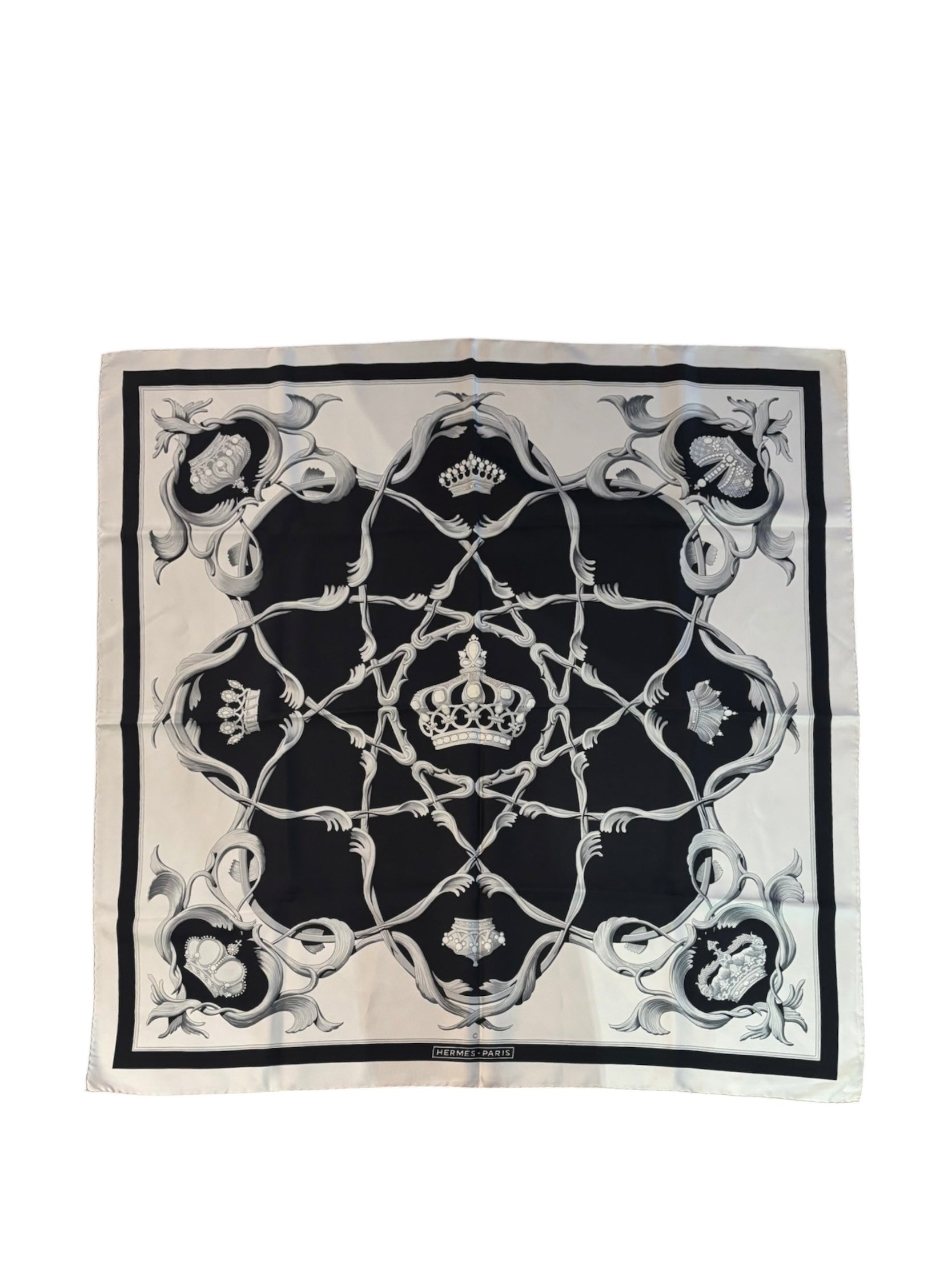 Hermes Couronnes Crown Carre 90 Silk Scarf