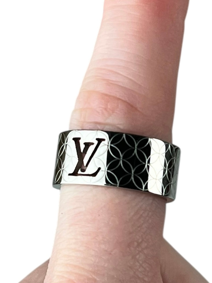 Louis Vuitton Silver Logo Cut-Out Ring