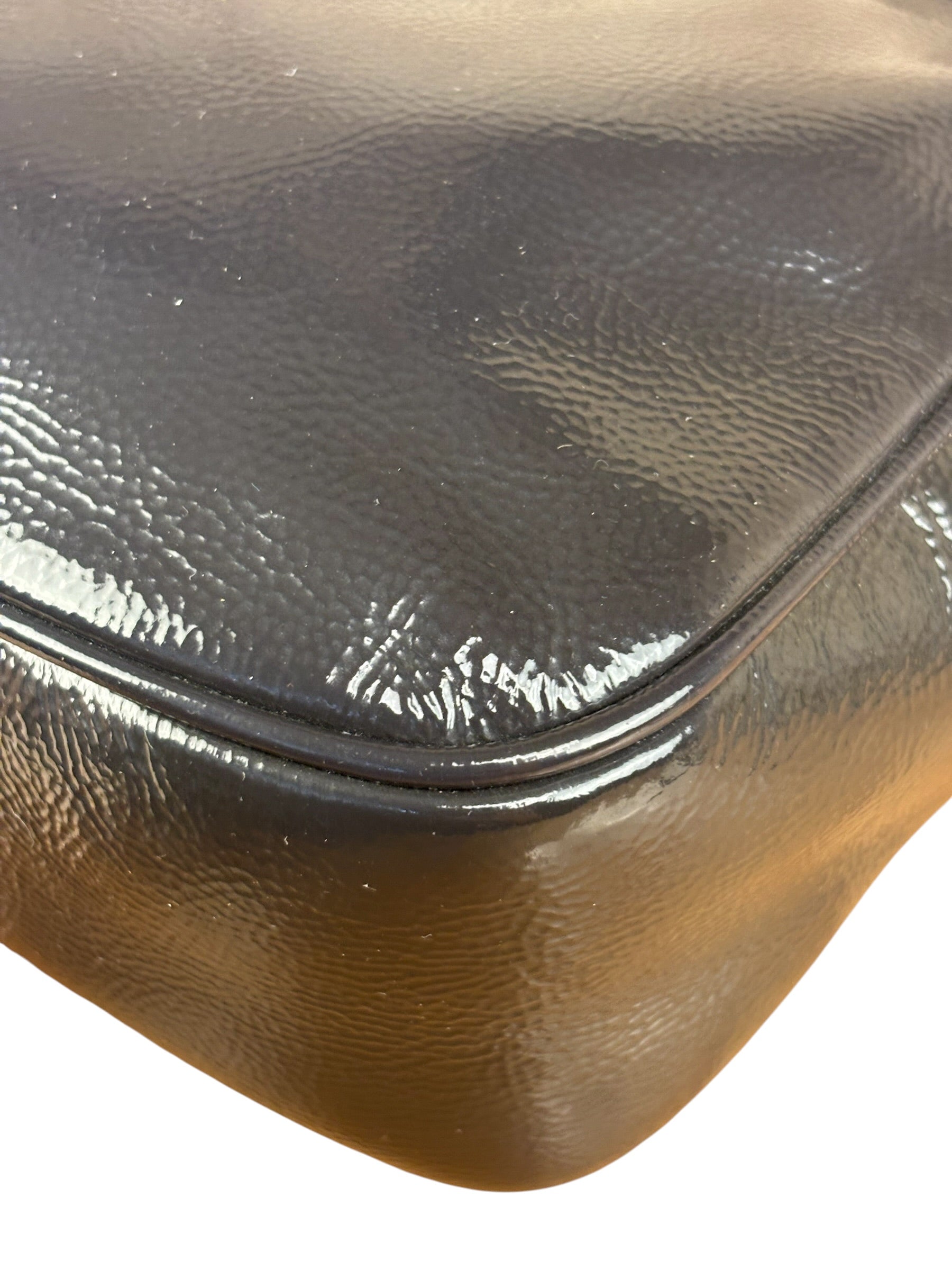 Gucci Glossy Grey Patent Leather Soho Disco Crossbody Bag