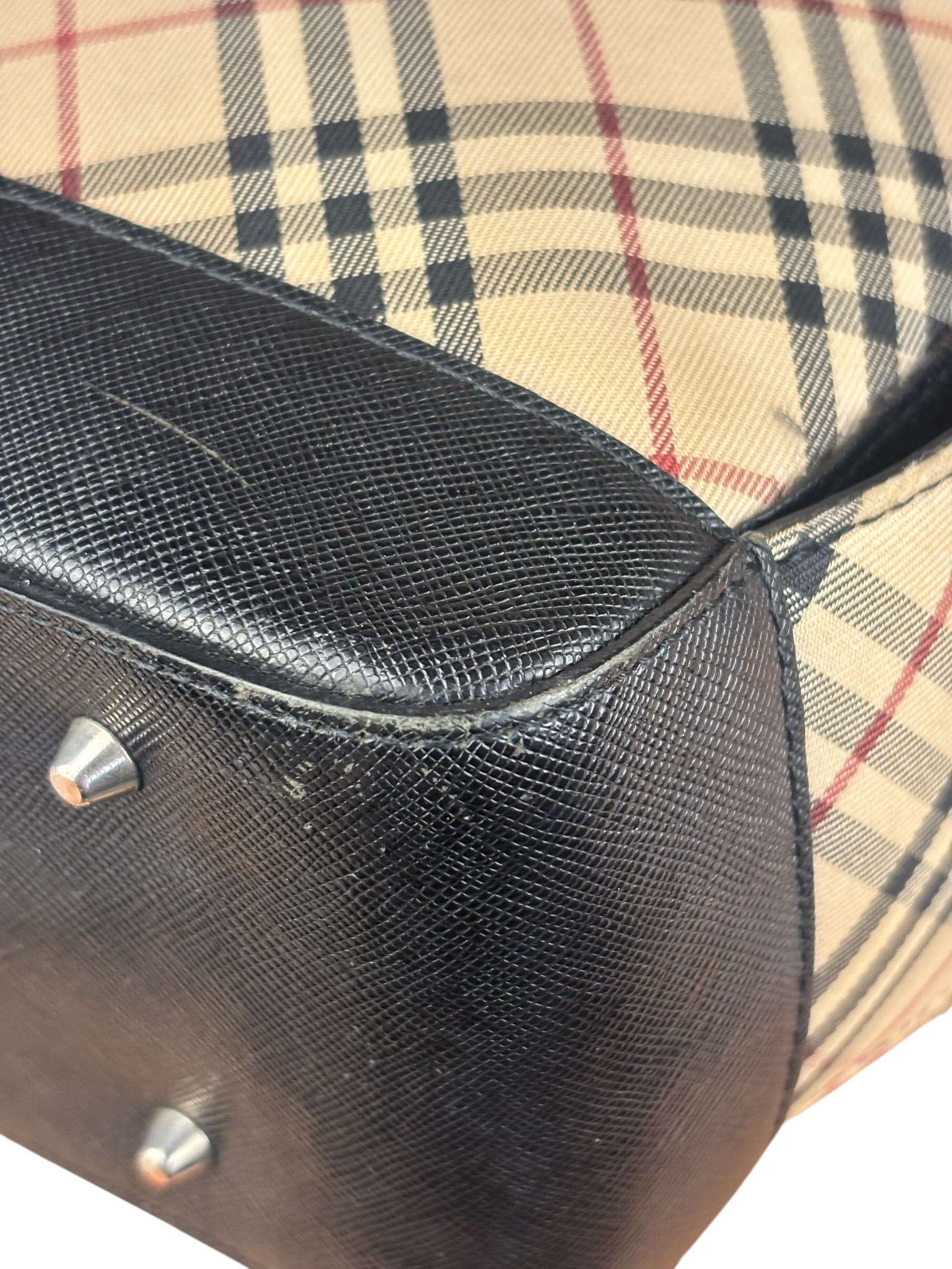 Burberry Vintage Nova Check Shoulder Bag