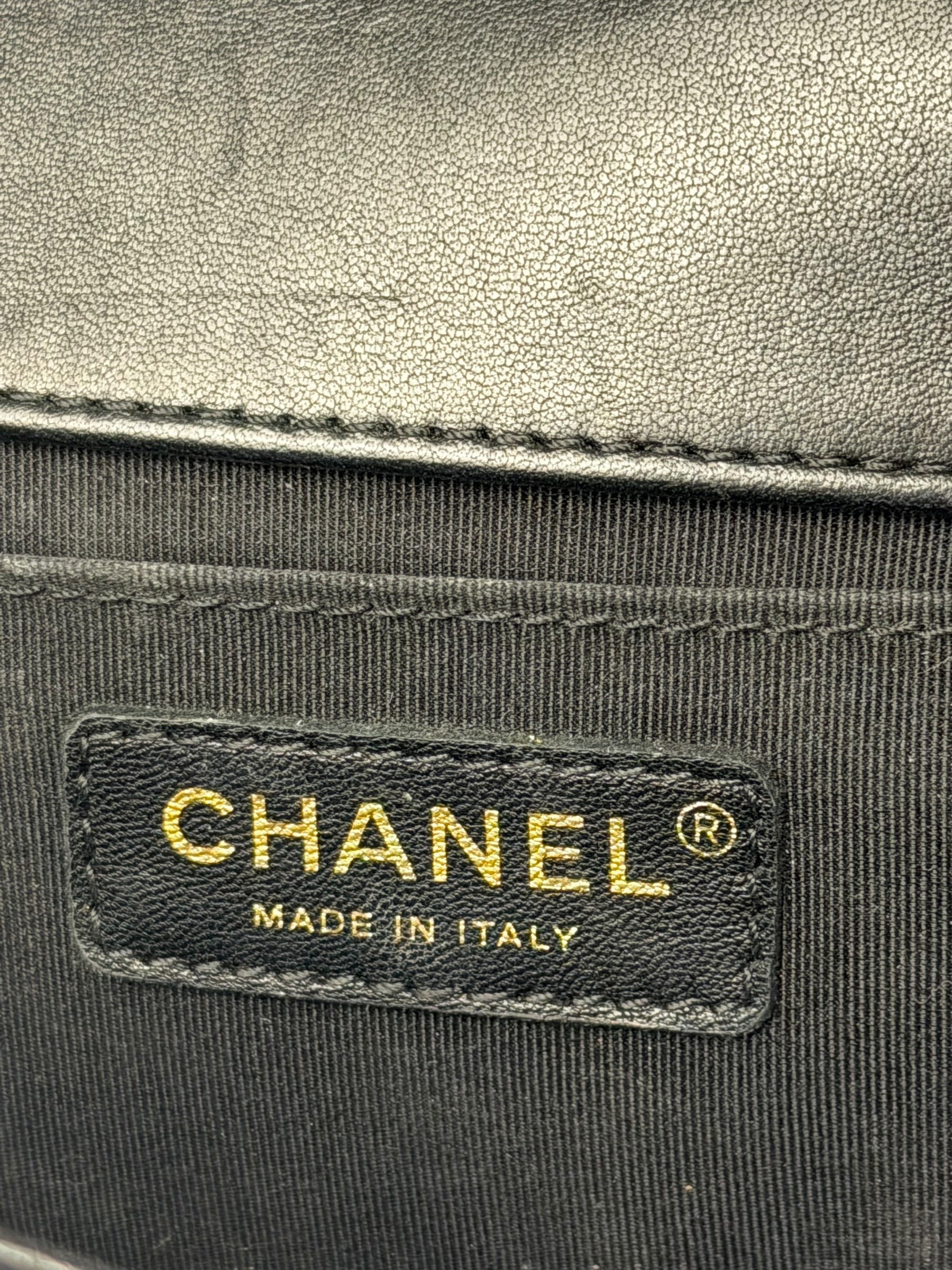 Chanel Black Chevron Leather Boy Medium Flap Bag 2017