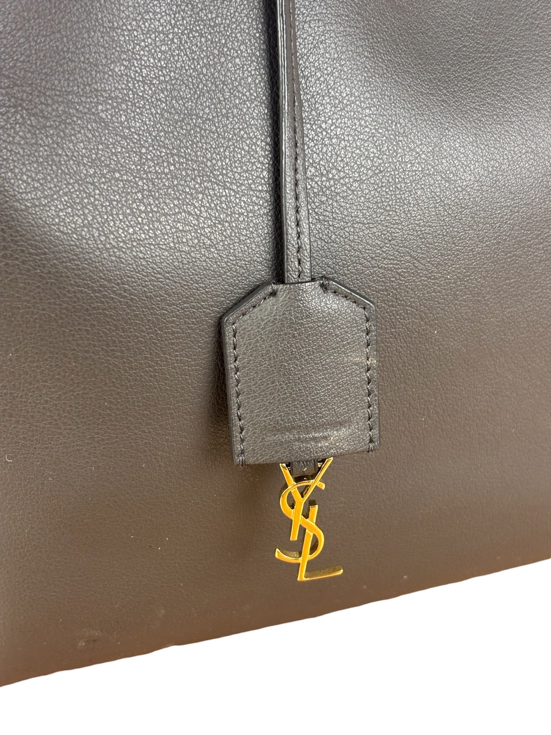 Yves Saint Laurent Leather East-West Shopping Tote Bag