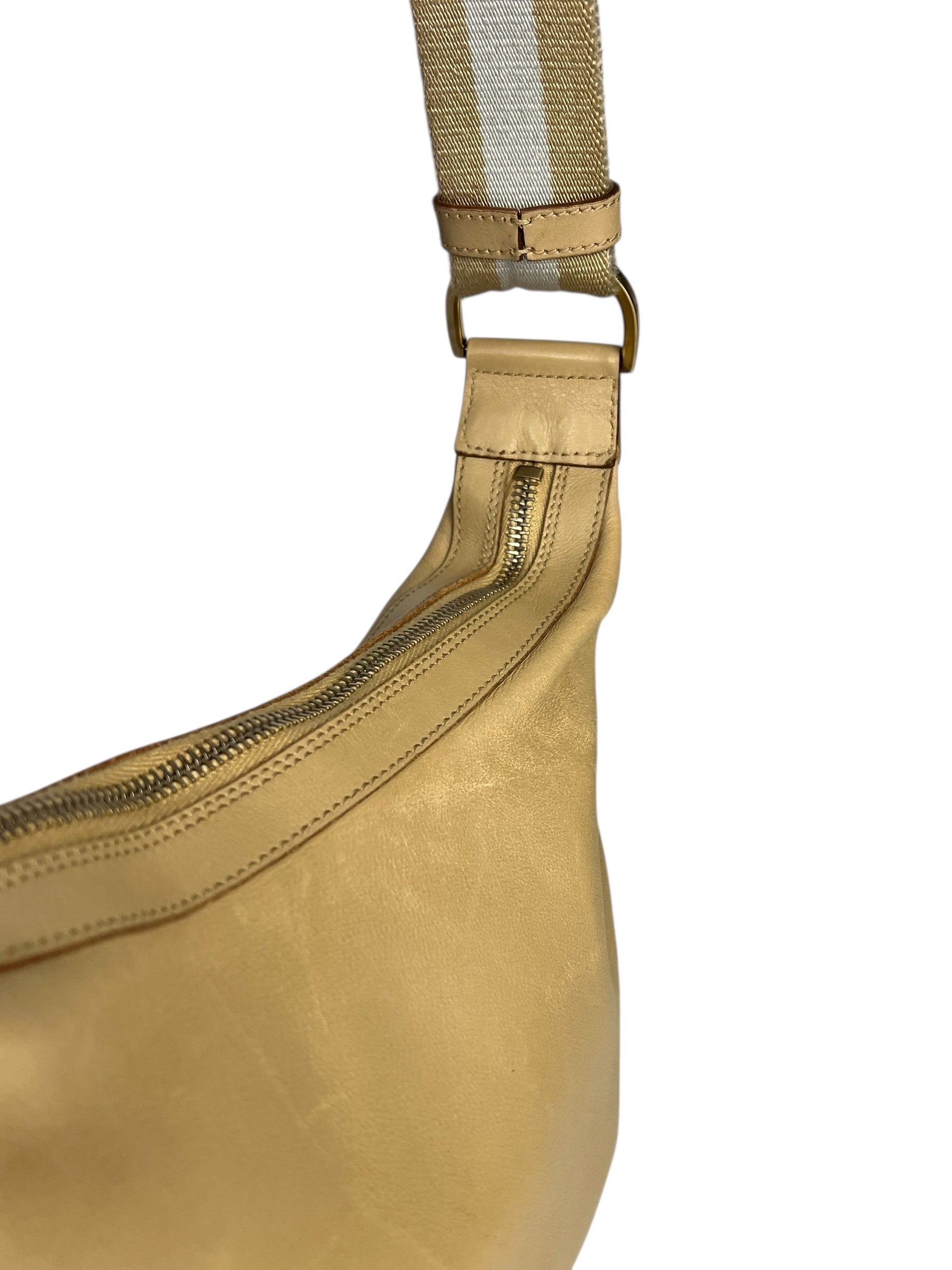 Gucci Beige Leather Vintage Hobo Bag