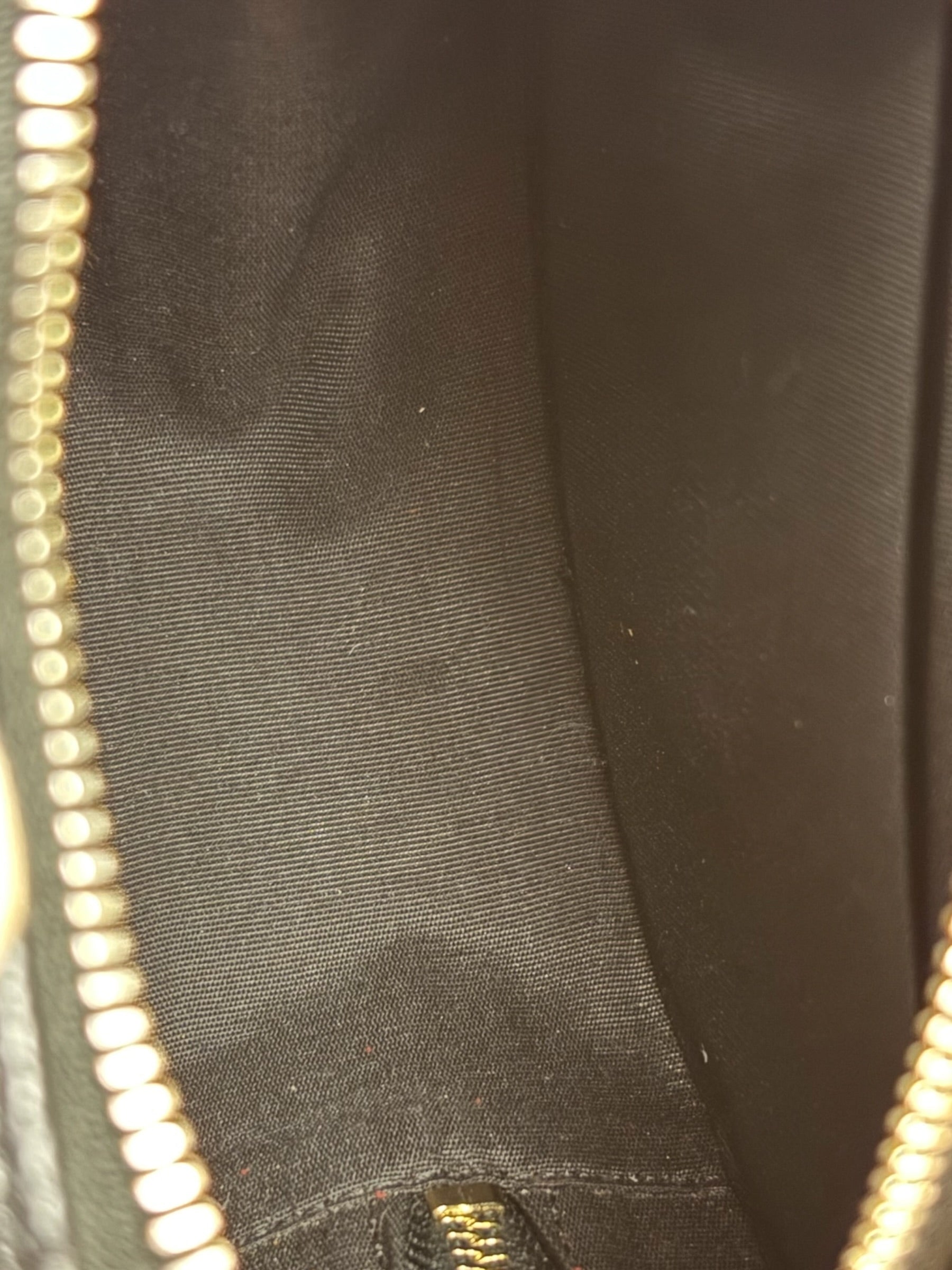 Chanel Black Quilted Caviar Leather CC Filigree Round Chain Clutch 2019