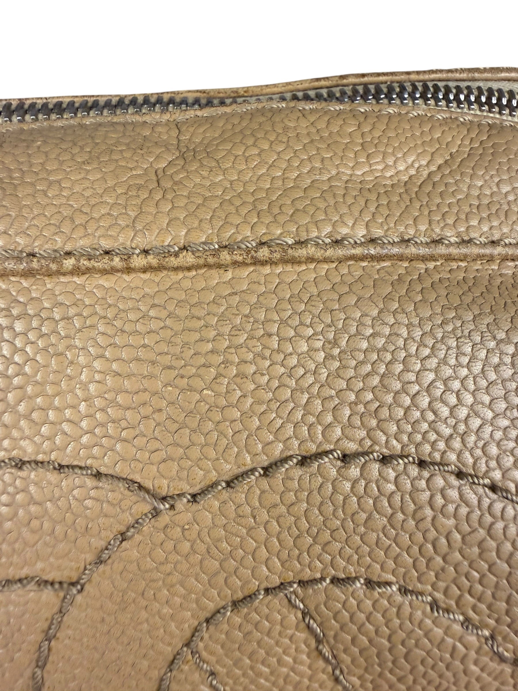 Chanel CC Vintage Beige Leather Caviar Wood Chain Hobo Bag