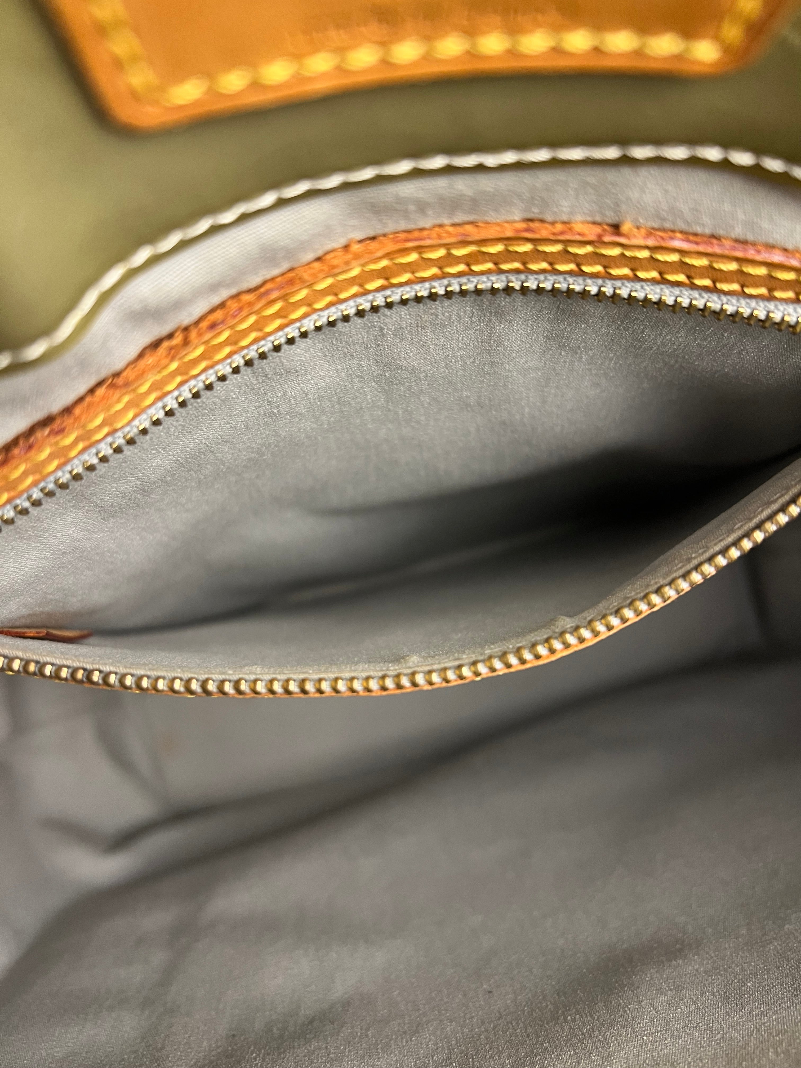 Louis Vuitton Monogram Vernis Reade Tote MM