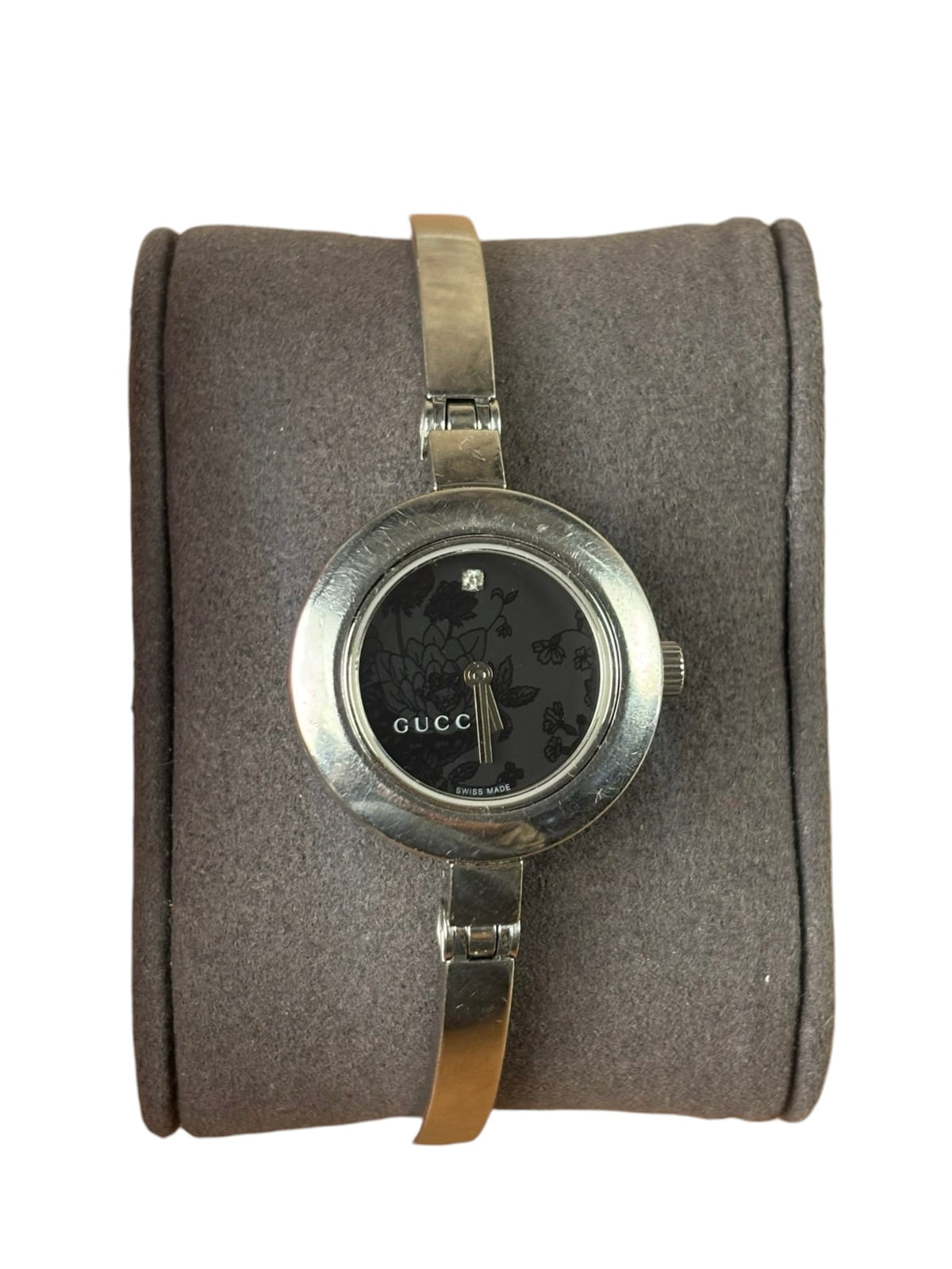 Gucci 105 Black Floral Round Dial